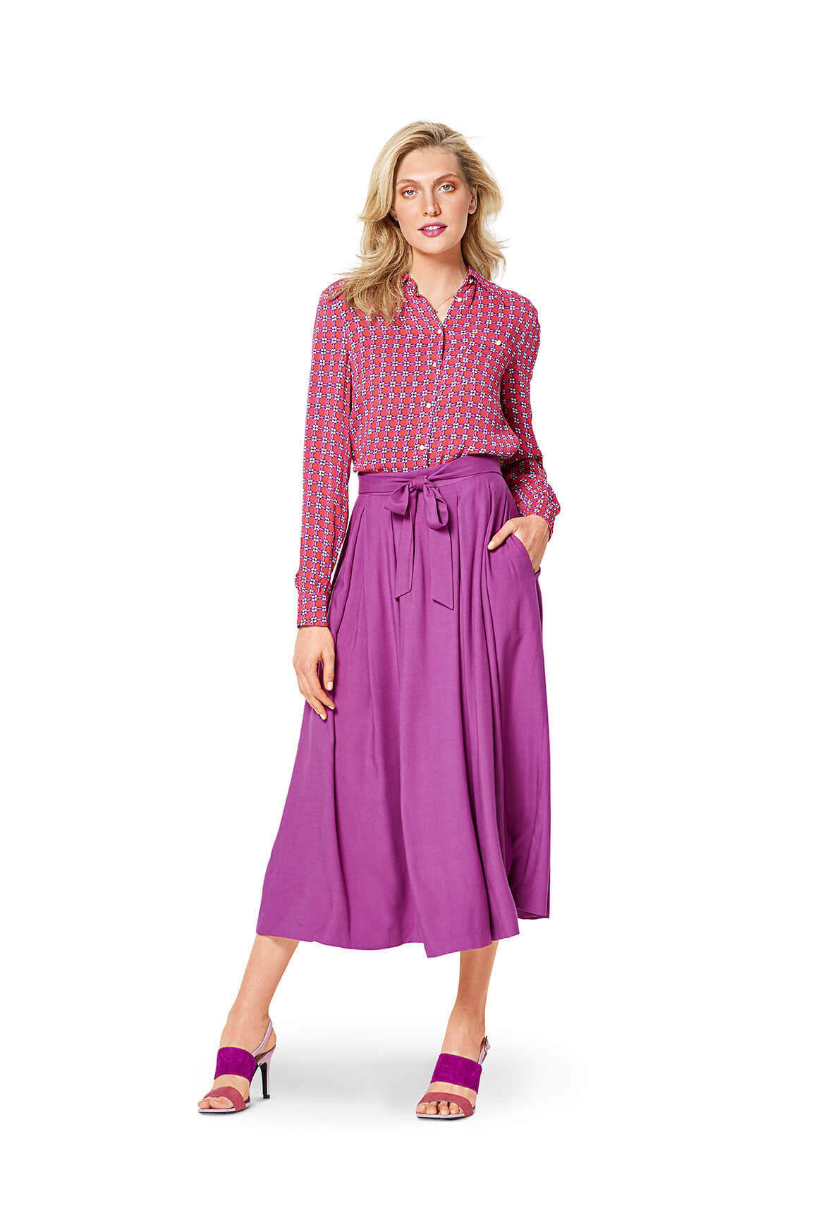 Burda Style Pattern 6341 Misses' inverted pleat skirt