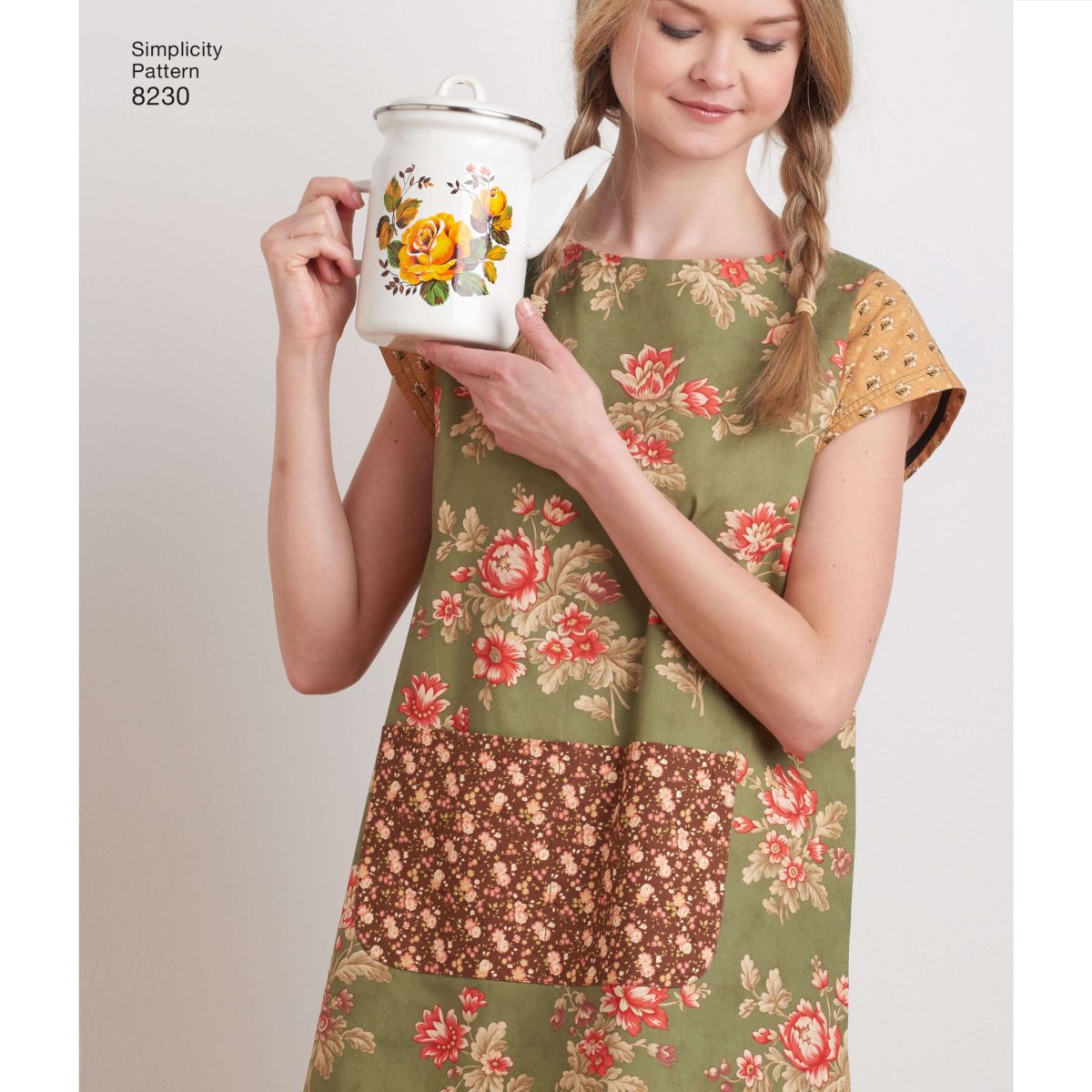 Simplicity Pattern 8230 Misses' Dottie Angel Reversible Apron Dress and Tabard
