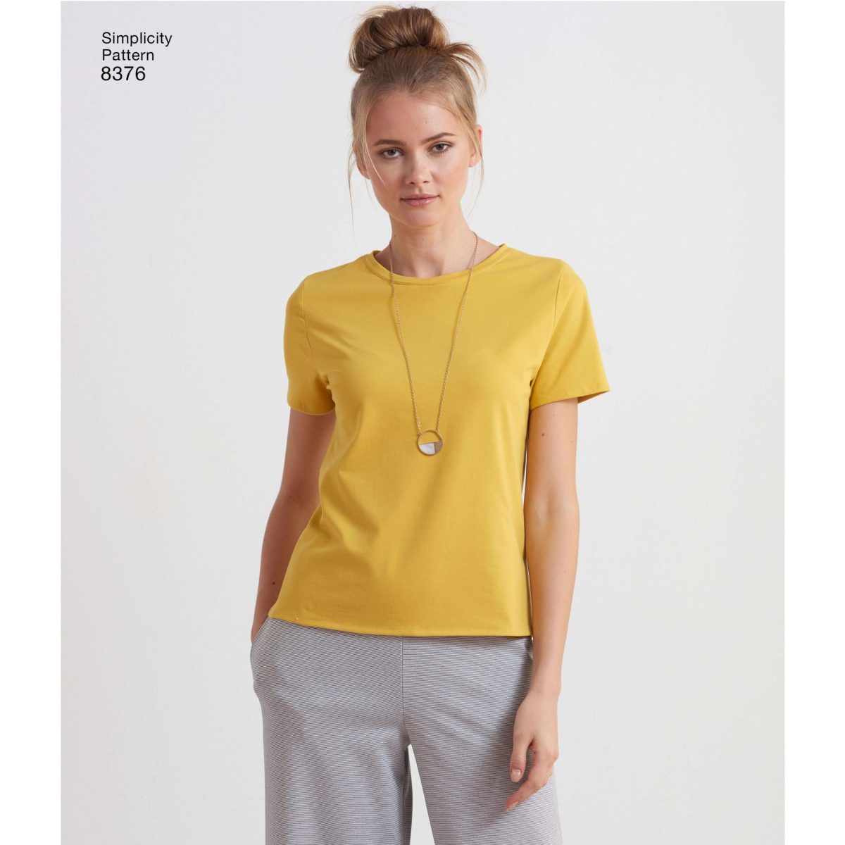 Simplicity Pattern 8376 Misses' Knit Top with Multiple Pieces for Design Hacking