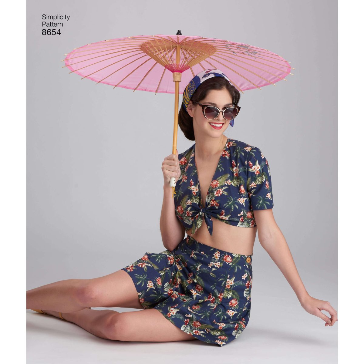 Simplicity Sewing Pattern 8654 Misses' Vintage Skirt, Shorts and Tie Top