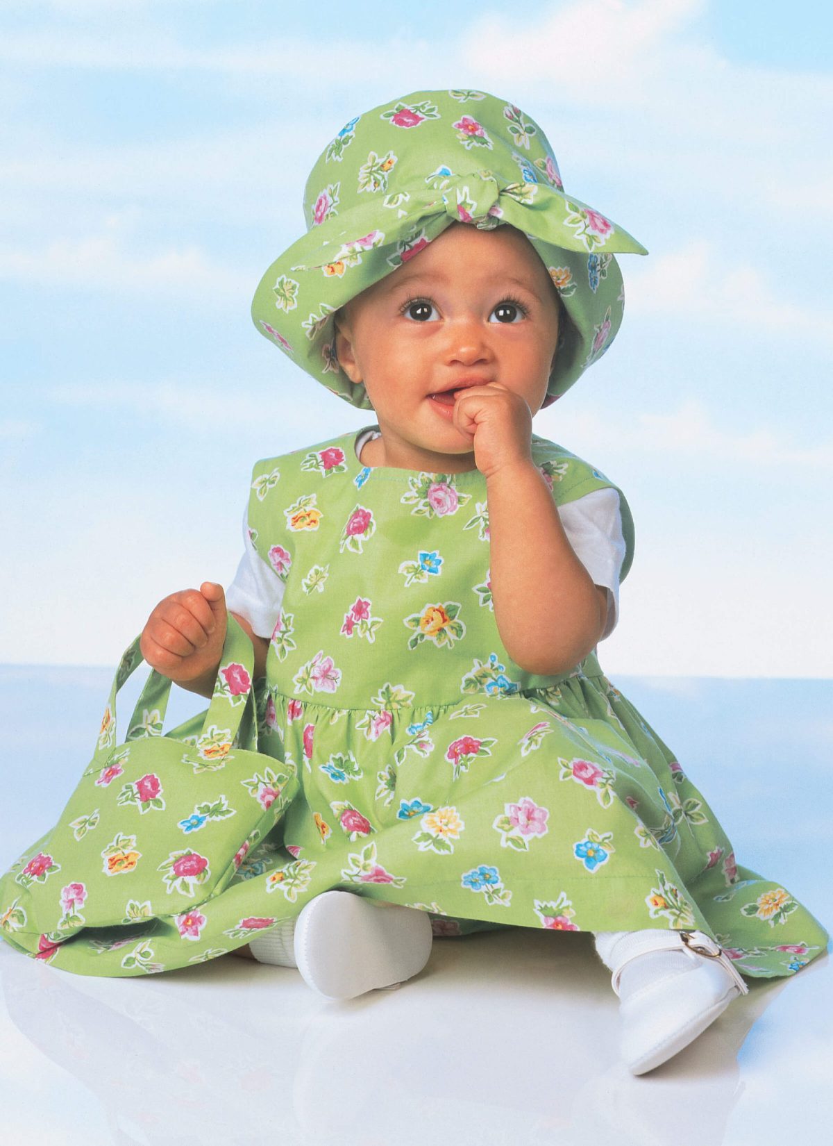 Butterick Sewing Pattern B5624 Infants' Dress, Jumper, Romper, Jumpsuit, Panties, Hat and Bag