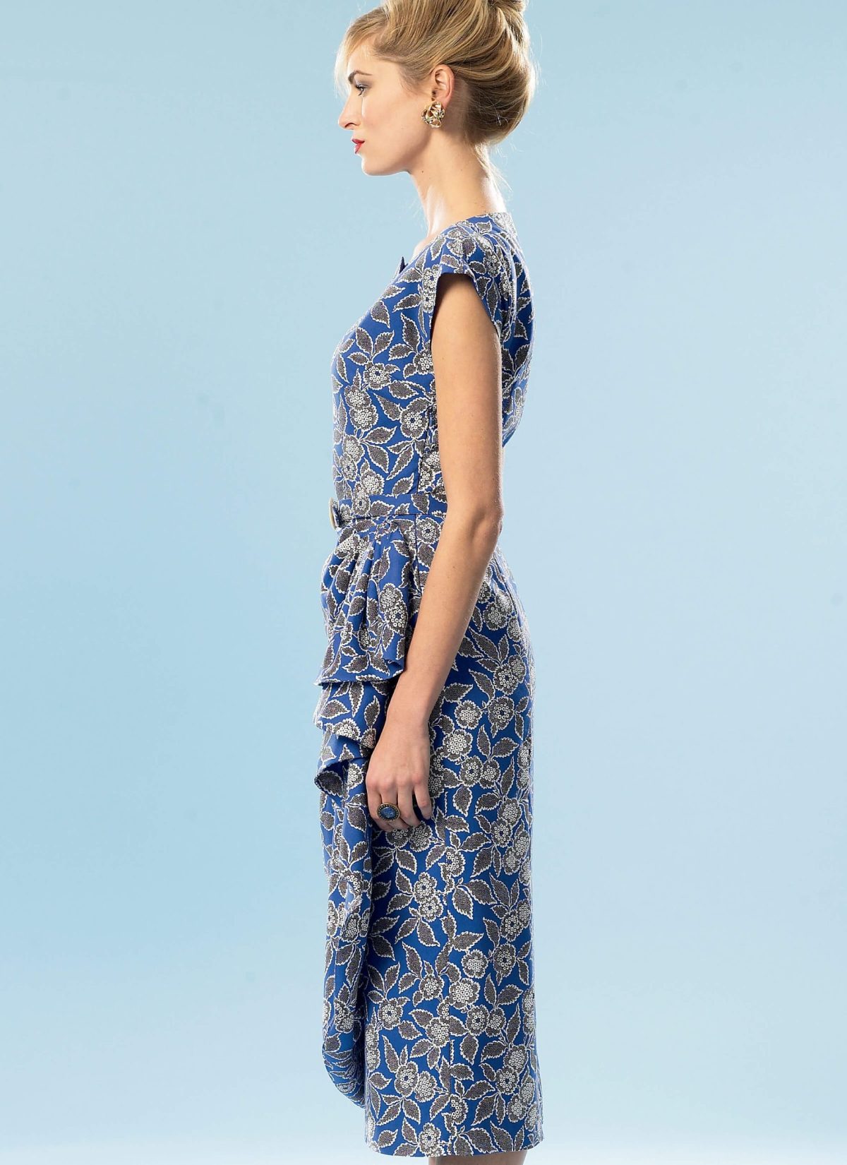 Butterick Sewing Pattern B5880 Misses'/Misses' Petite Dress and Belt