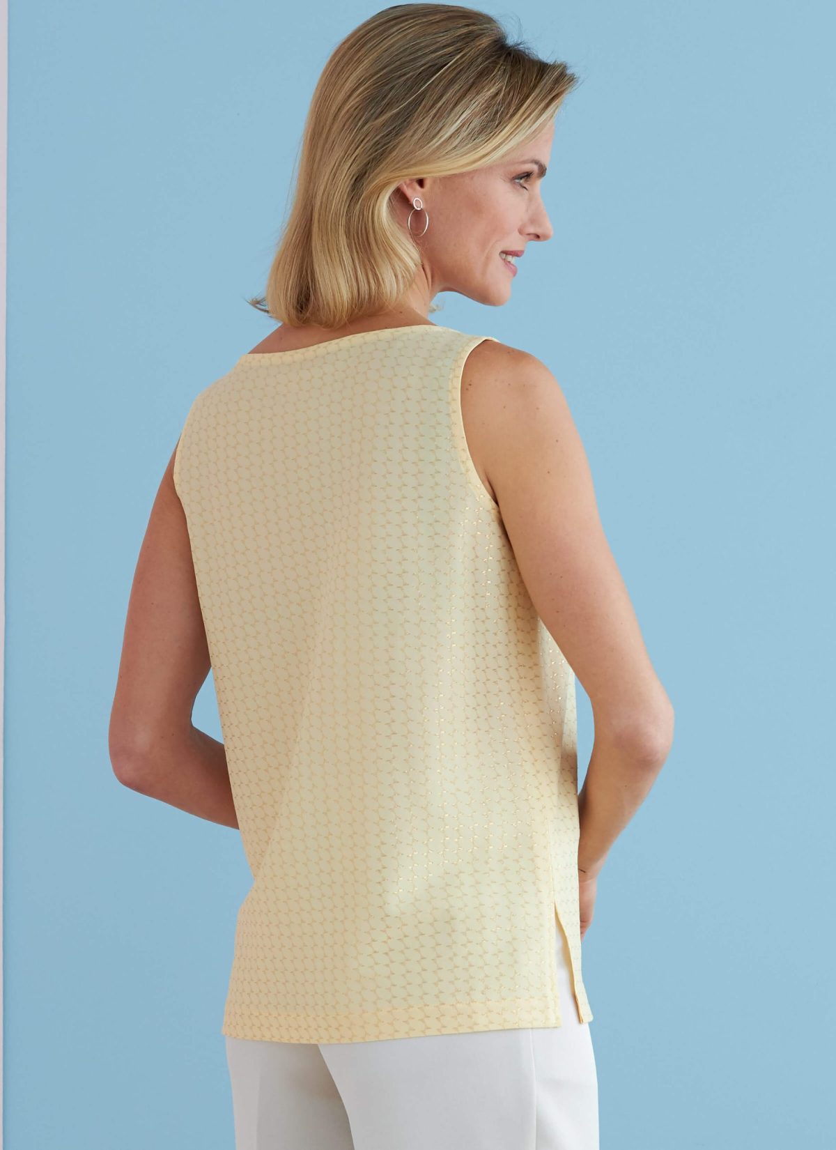 Butterick Sewing Pattern B6751 Misses'/Misses' Petite Pullover Tops