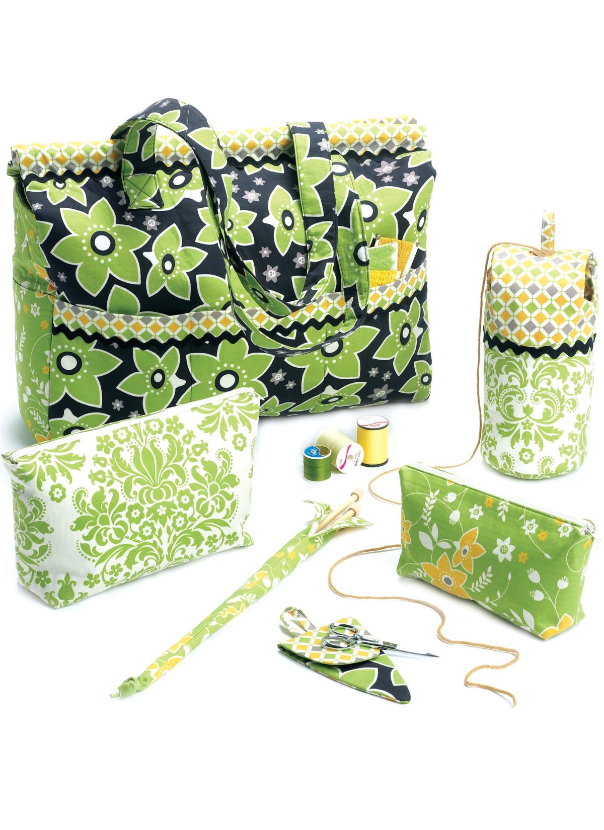 McCall's Sewing Pattern M6256 Project Tote, Organizer/Knitting Needle/Scissor Cases And Yarn Holder