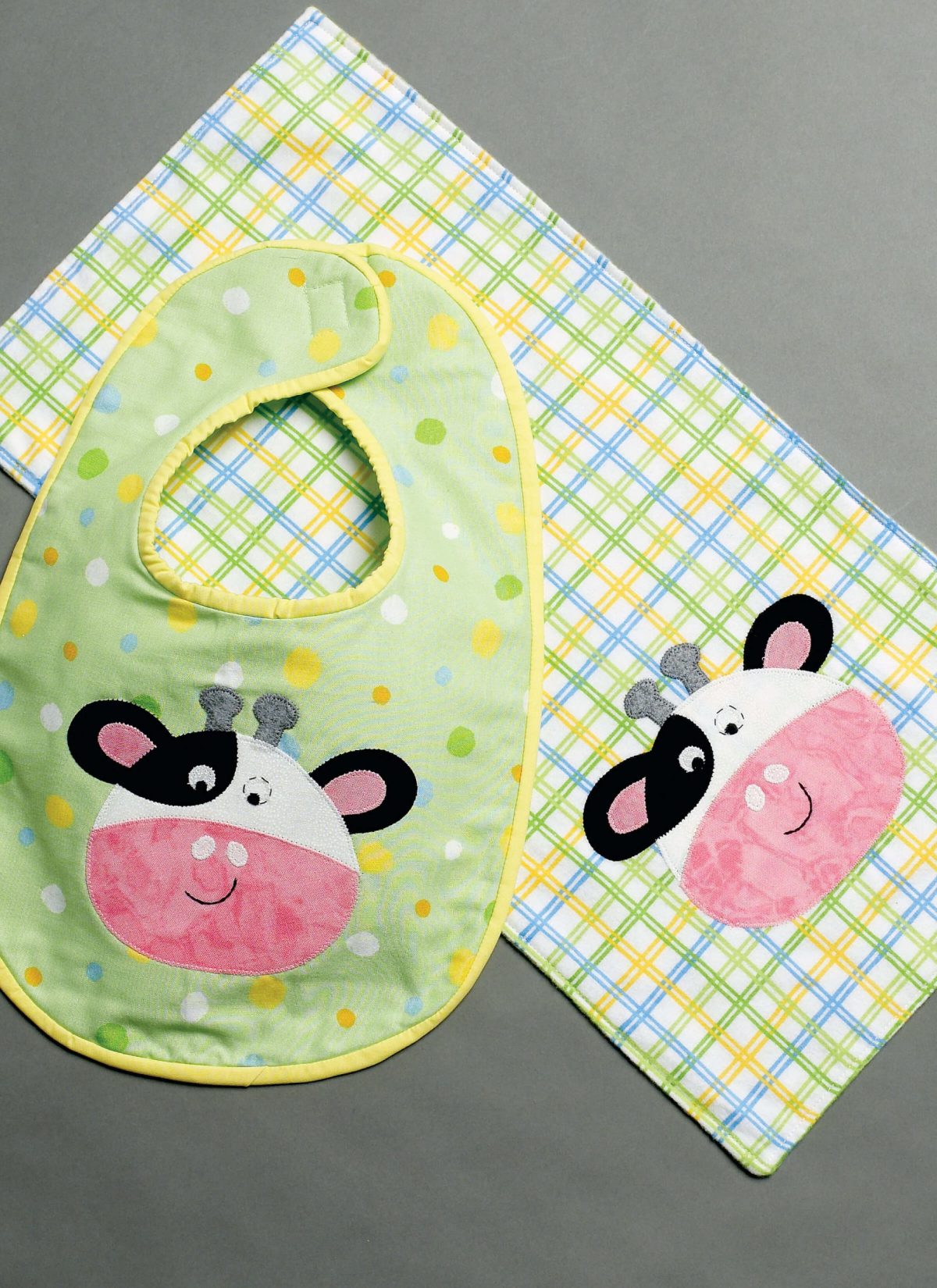 McCall's Sewing Pattern M6478 Bibs and Burp Cloths