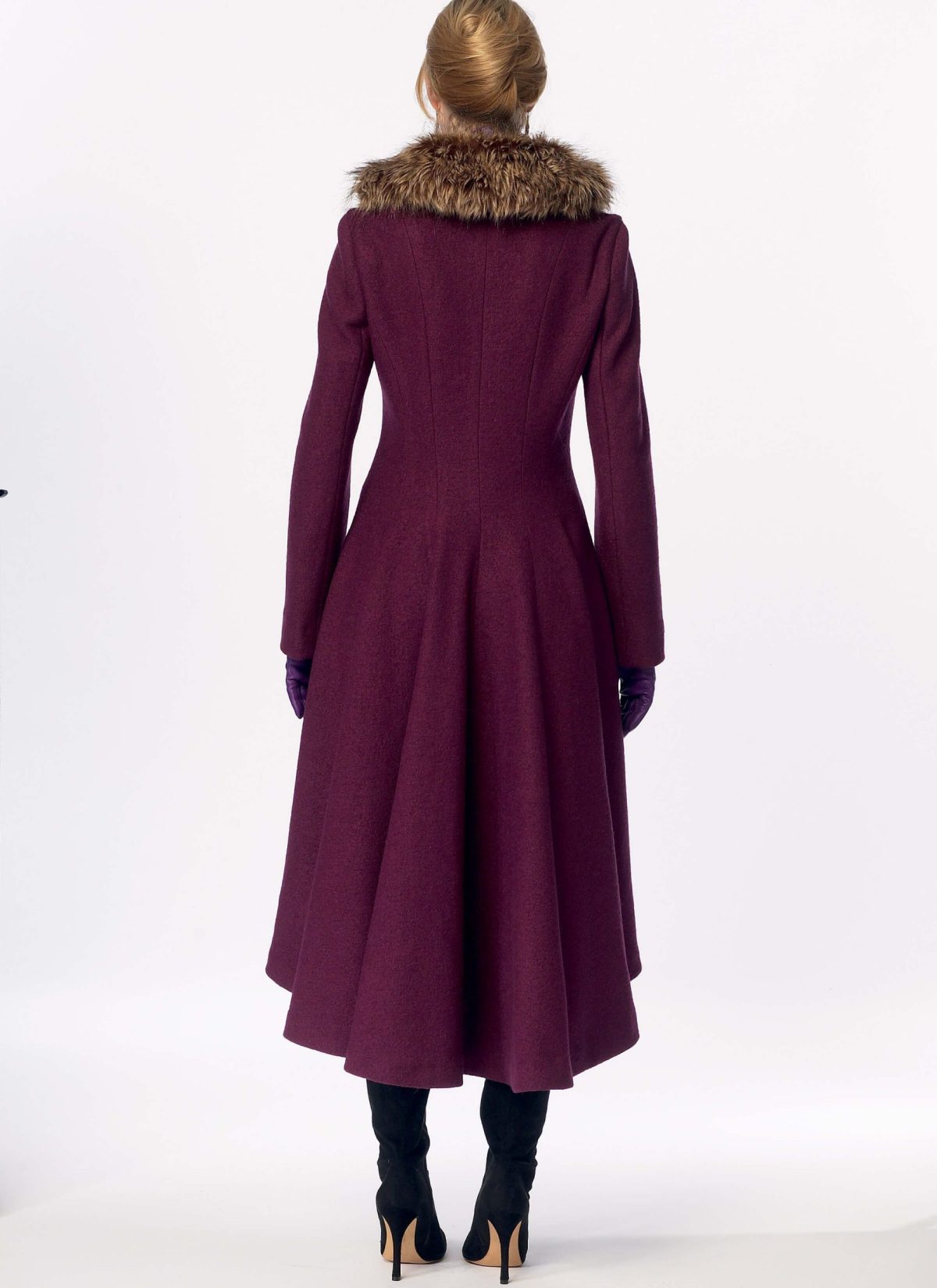 McCall's Sewing Pattern M6800 Misses'/Miss Petite Lined Coats, Belt and Detachable Collar and Hood