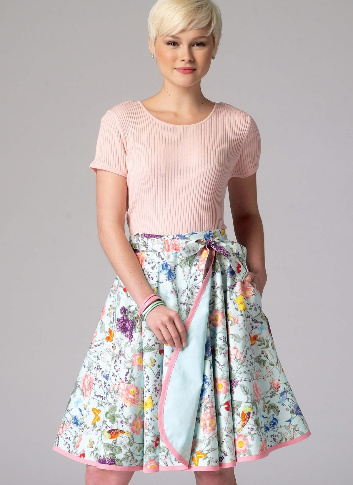 McCall's Sewing Pattern M7129 Misses' Skirts