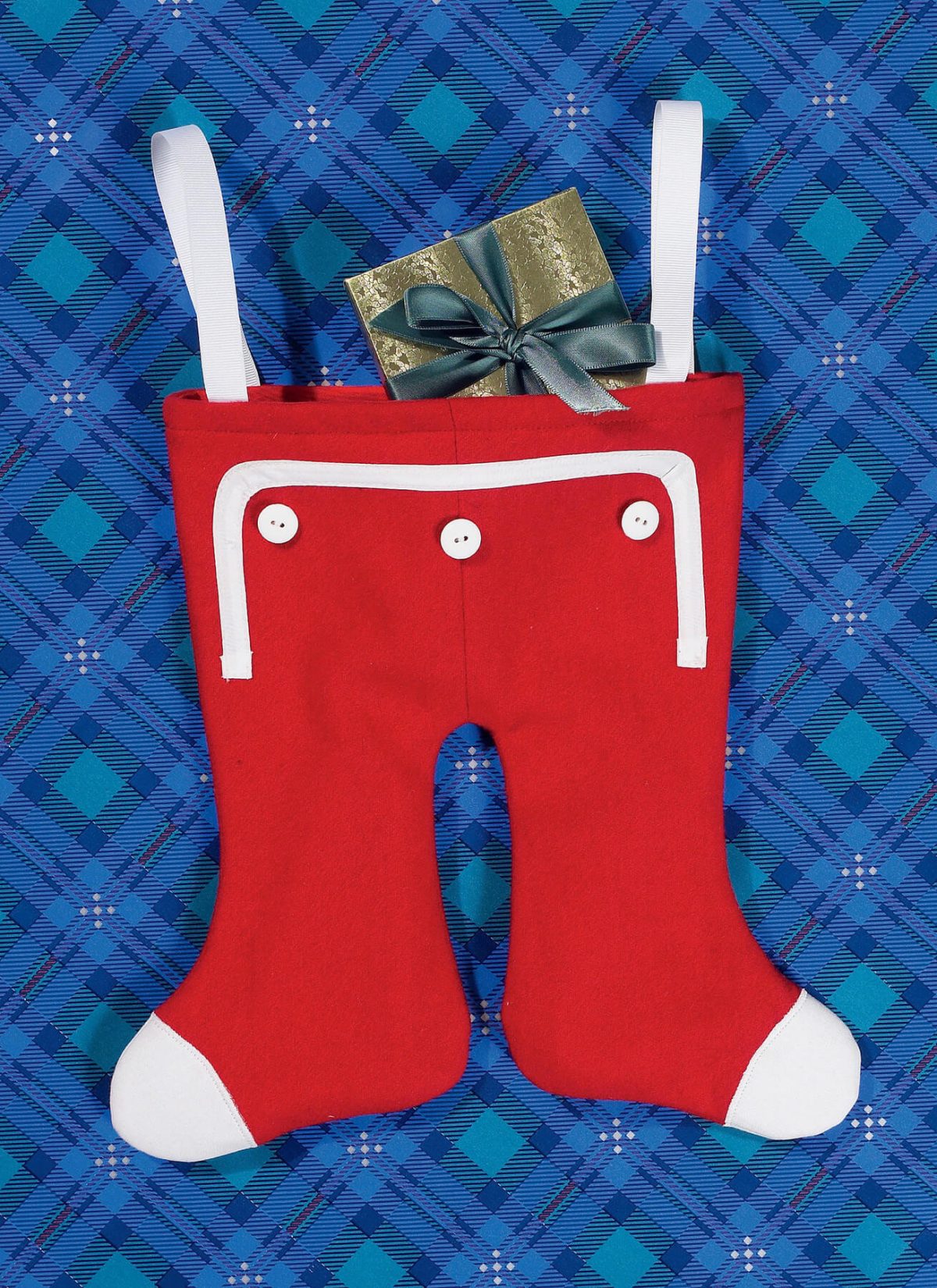 McCall's Sewing Pattern Christmas Stockings and Decoration