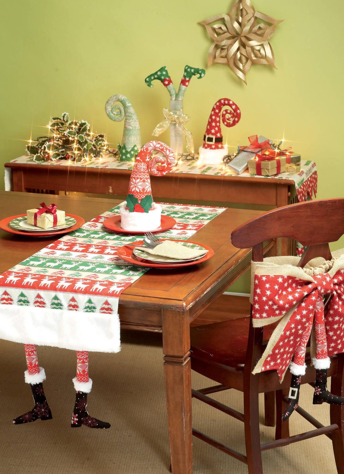 McCall's Sewing Pattern Christmas Table Runners and Decorations