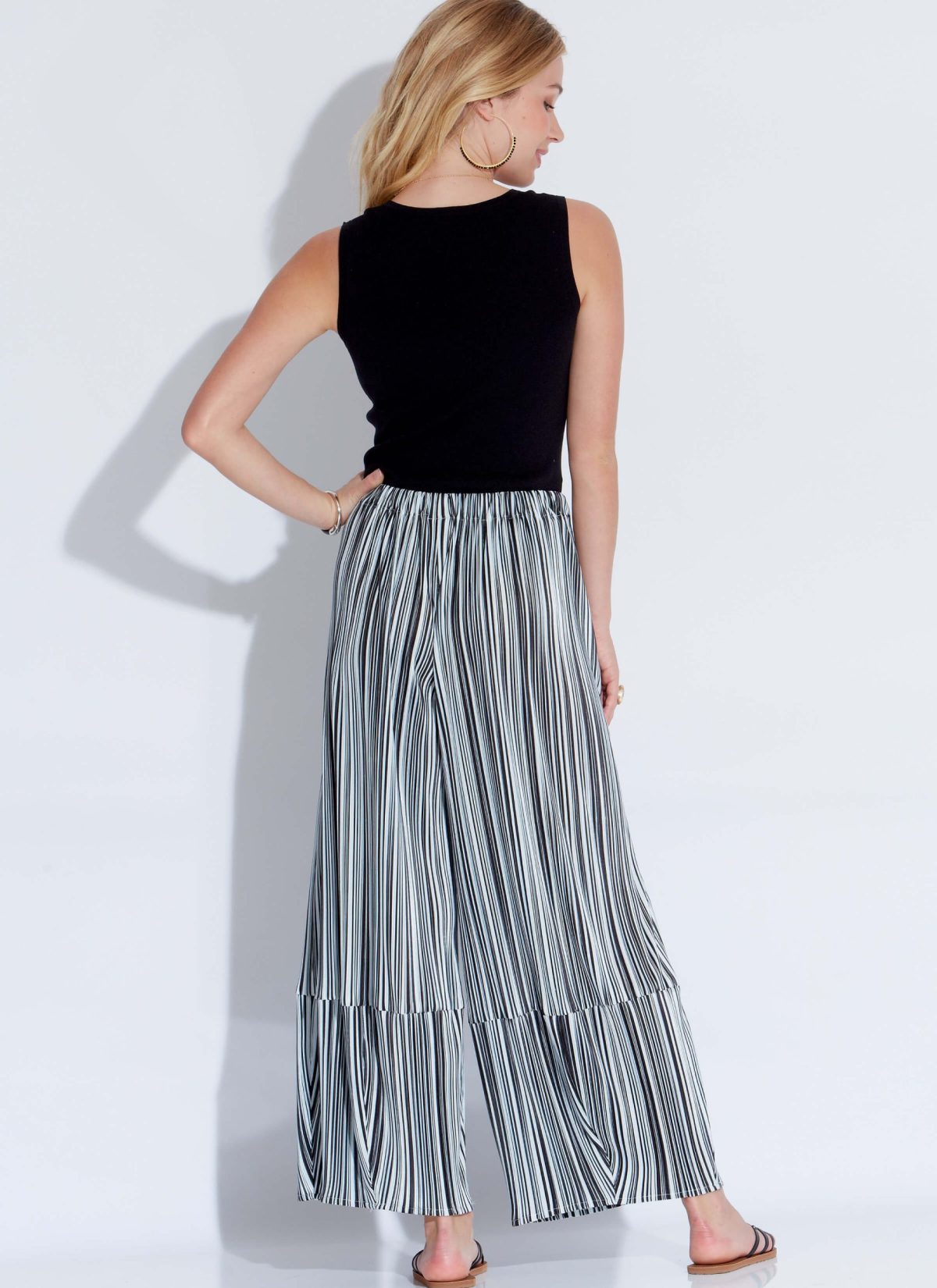 McCall's Sewing Pattern M7576 Misses' Elastic-Waist Loose Pants