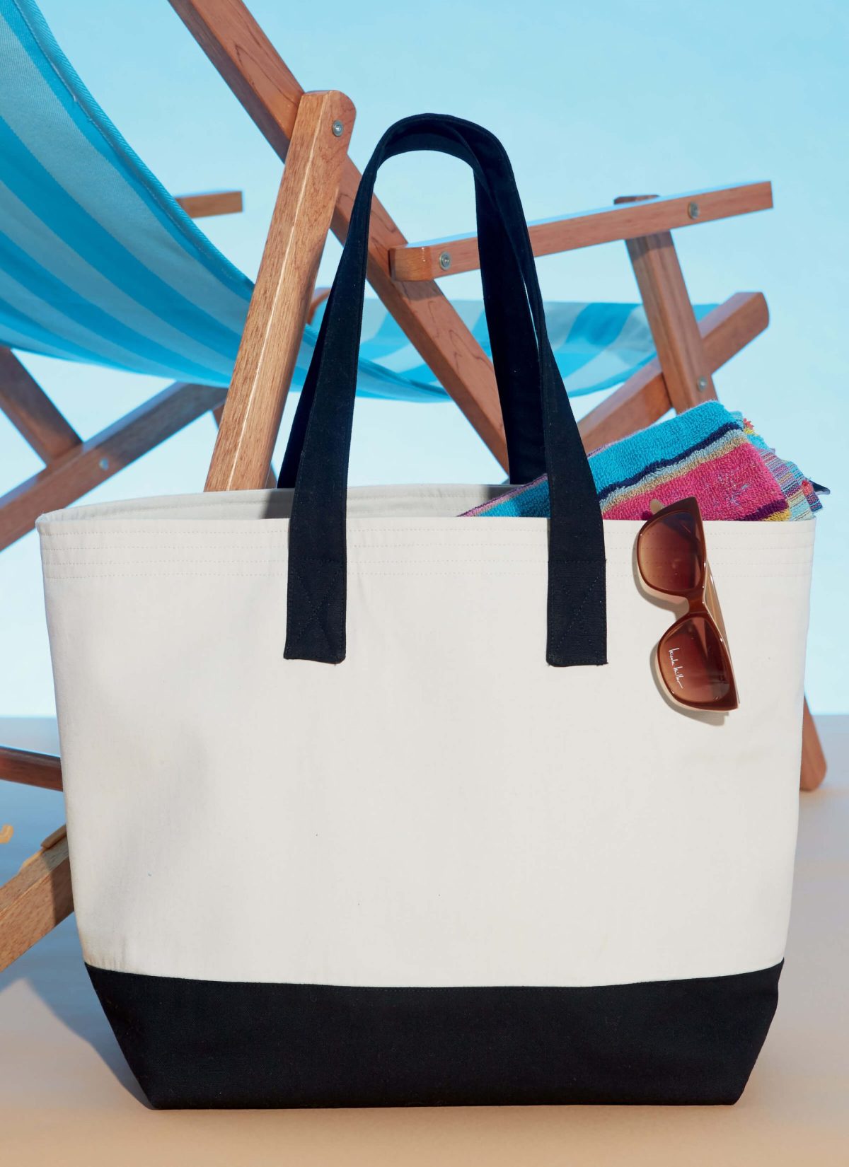 McCall's Sewing Pattern M7611 Misses' Lined Tote Bags with Contrast Variations