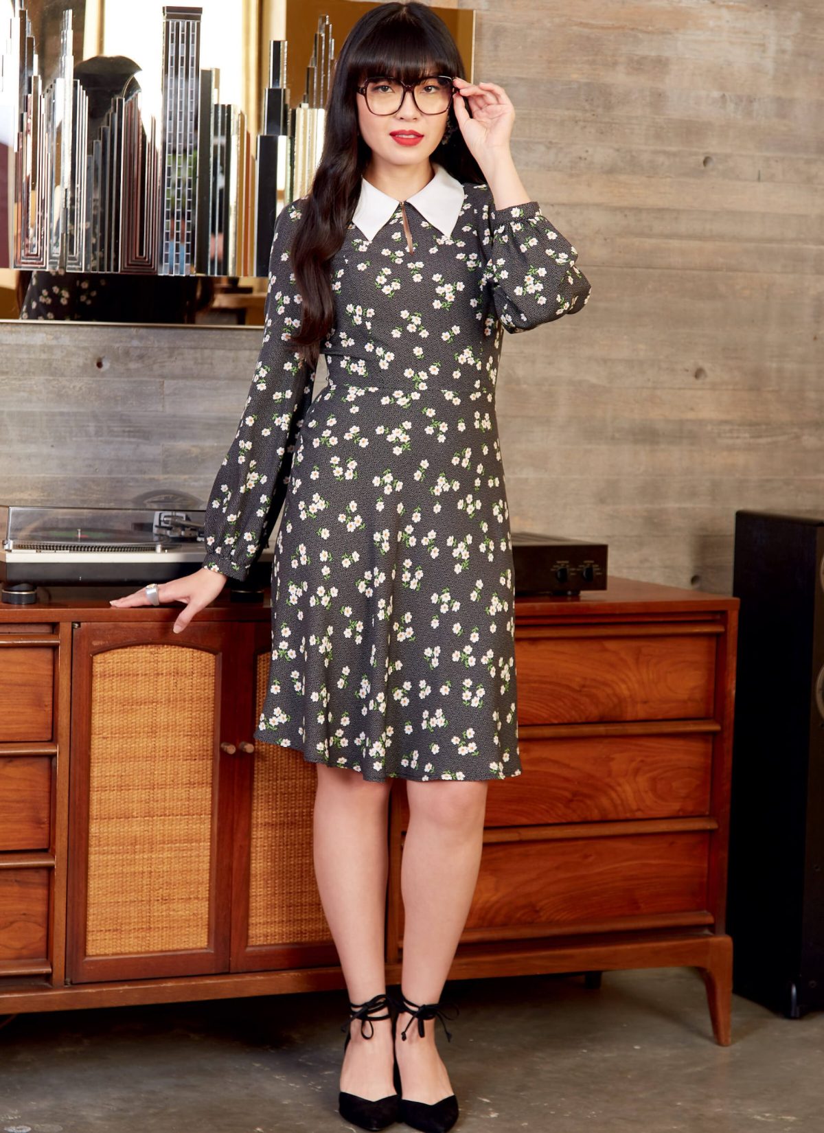 McCall's Sewing Pattern M8239 Misses' Dresses