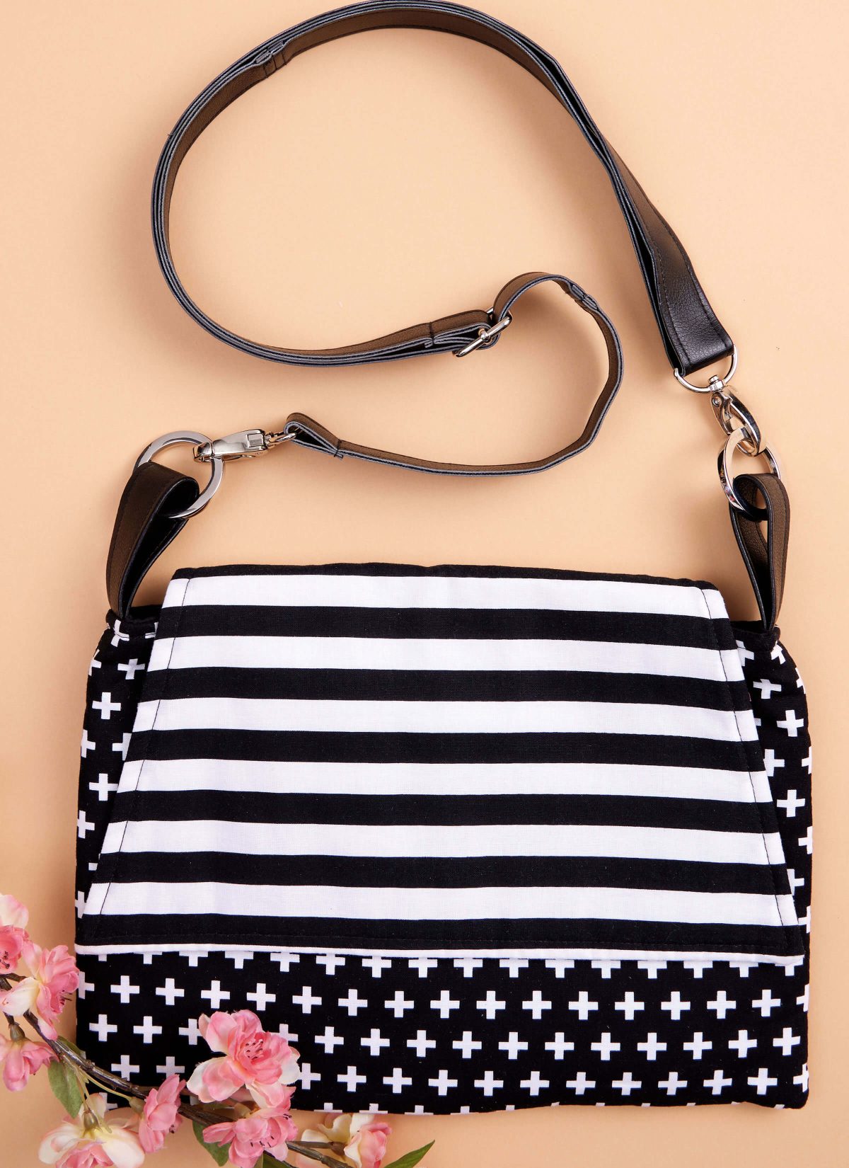 McCall's Sewing Pattern M8467 Bags by Tiny Seamstress Designs