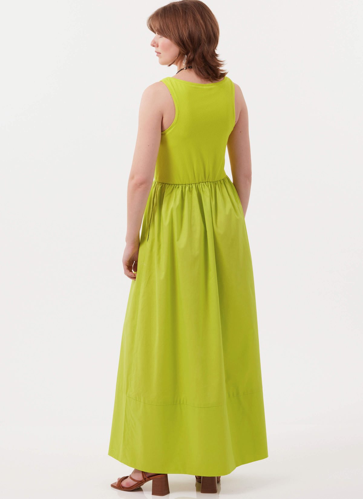 McCall's Sewing Pattern M8476 Misses' Dresses