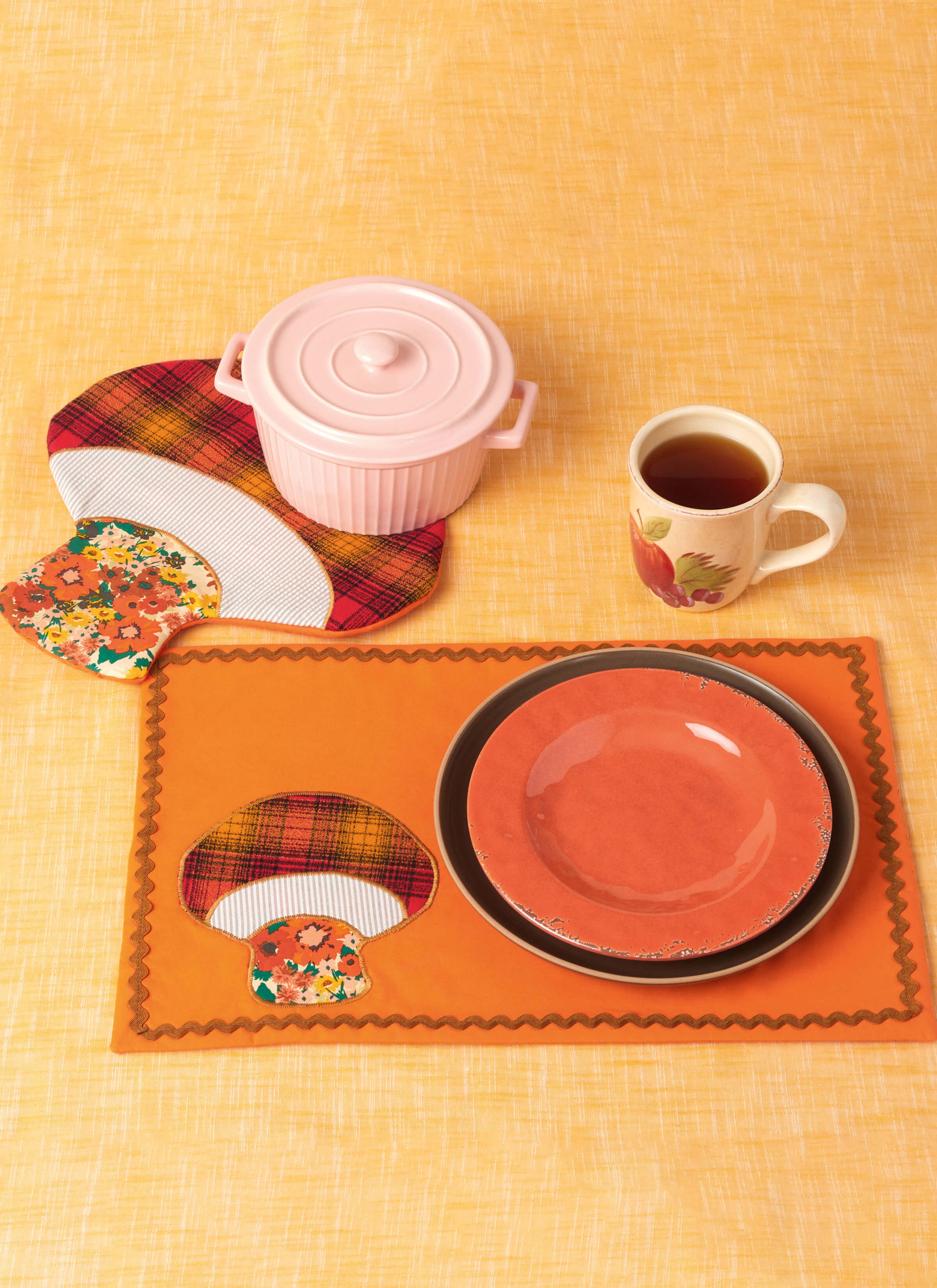McCall's Sewing Pattern M8545 Kitchen Holiday Decor
