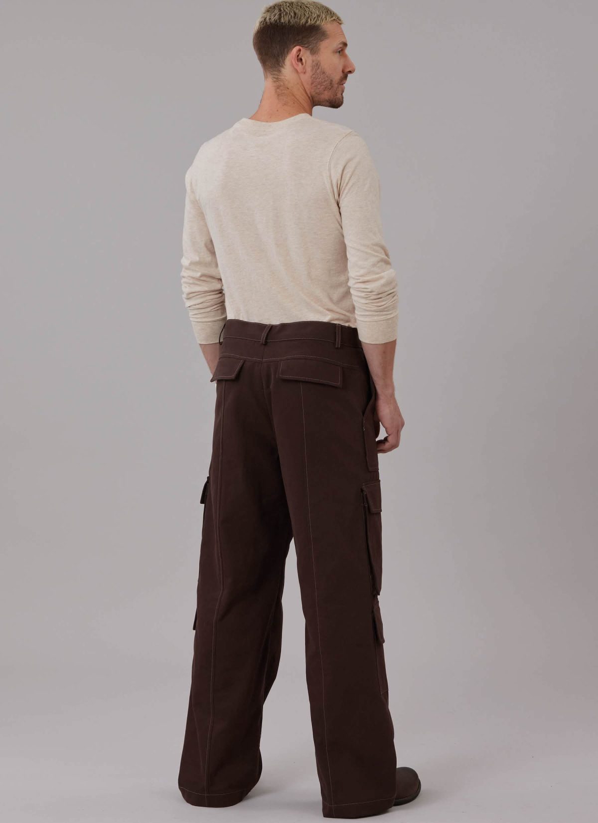 McCall's Sewing Pattern M8639 Men's Cargo Trousers