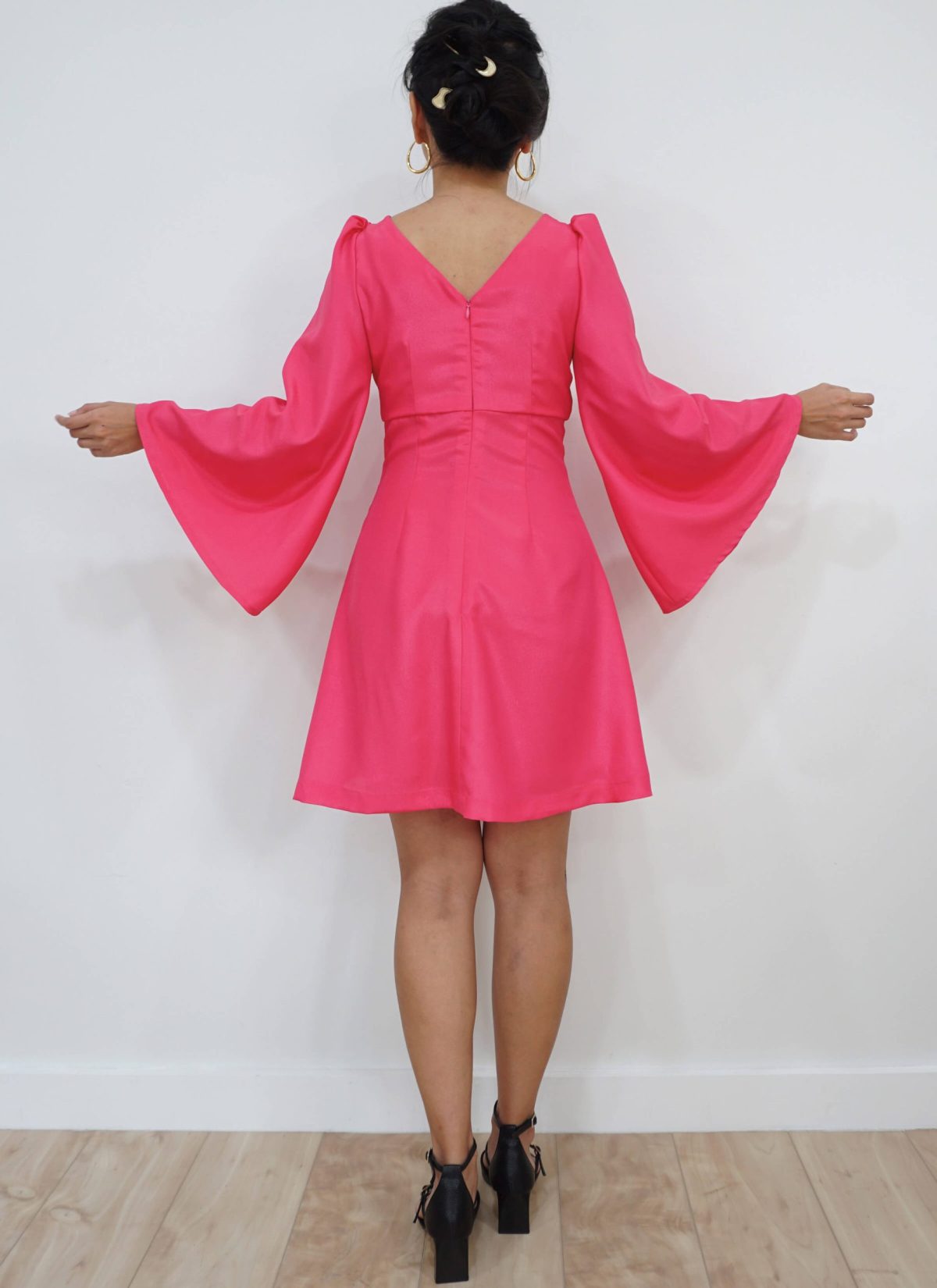 Know Me Sewing Pattern ME2021 Misses' Dress by Gwen Heng