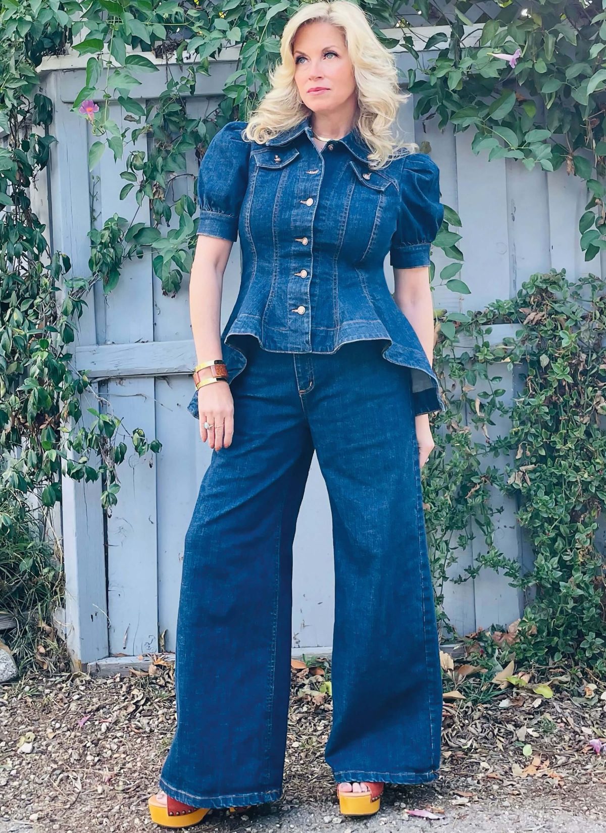 Know Me Sewing Pattern ME2069 Misses' Top and Trousers by Lynn Brannelly