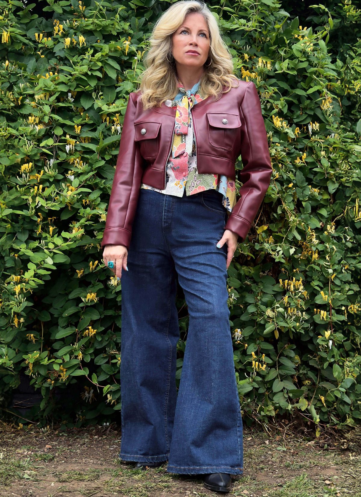Know Me Sewing Pattern ME2137 Misses' Blouse and Jacket by Lynn Brannelly