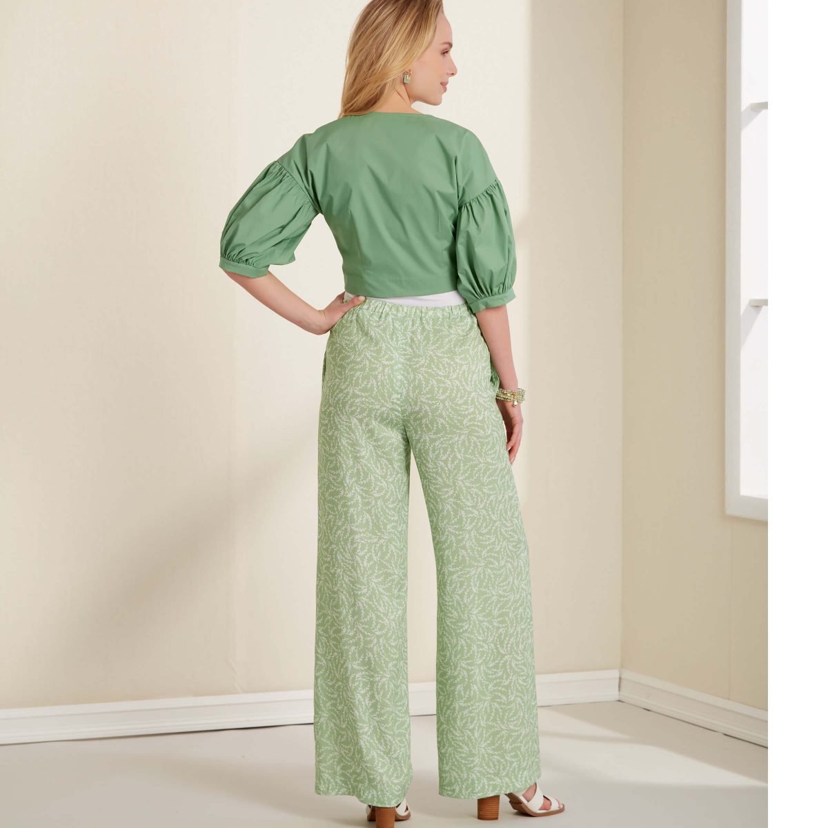 New Look Sewing Pattern N6677 Misses' Cropped Jacket & Trousers