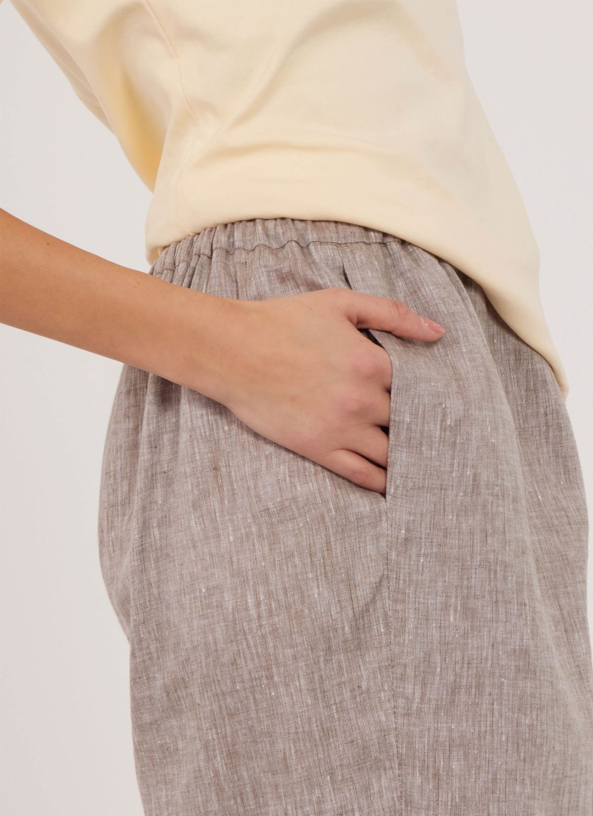 New Look Sewing Pattern N6829 Misses' Trousers in Two Lengths and Knit Tops