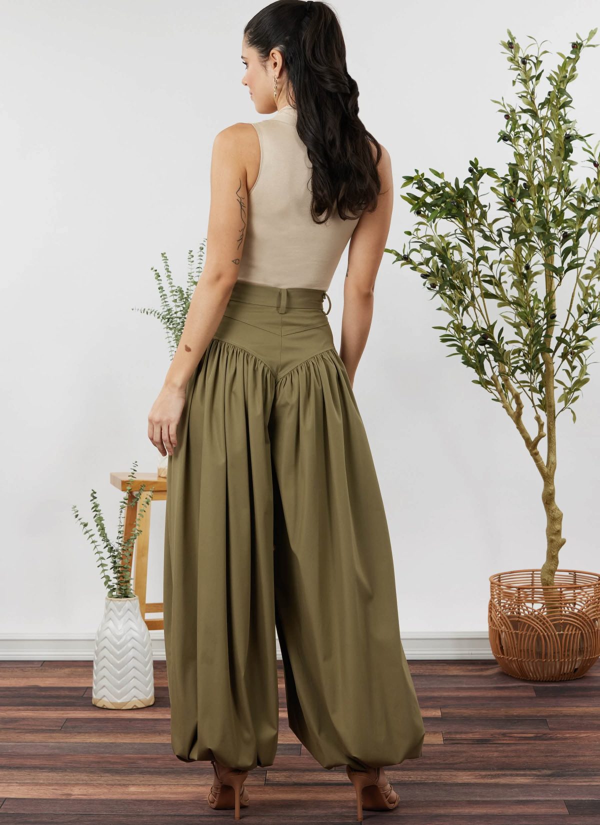 Simplicity Sewing Pattern S3236 Misses' Wide and Balloon Leg Trousers and Shorts