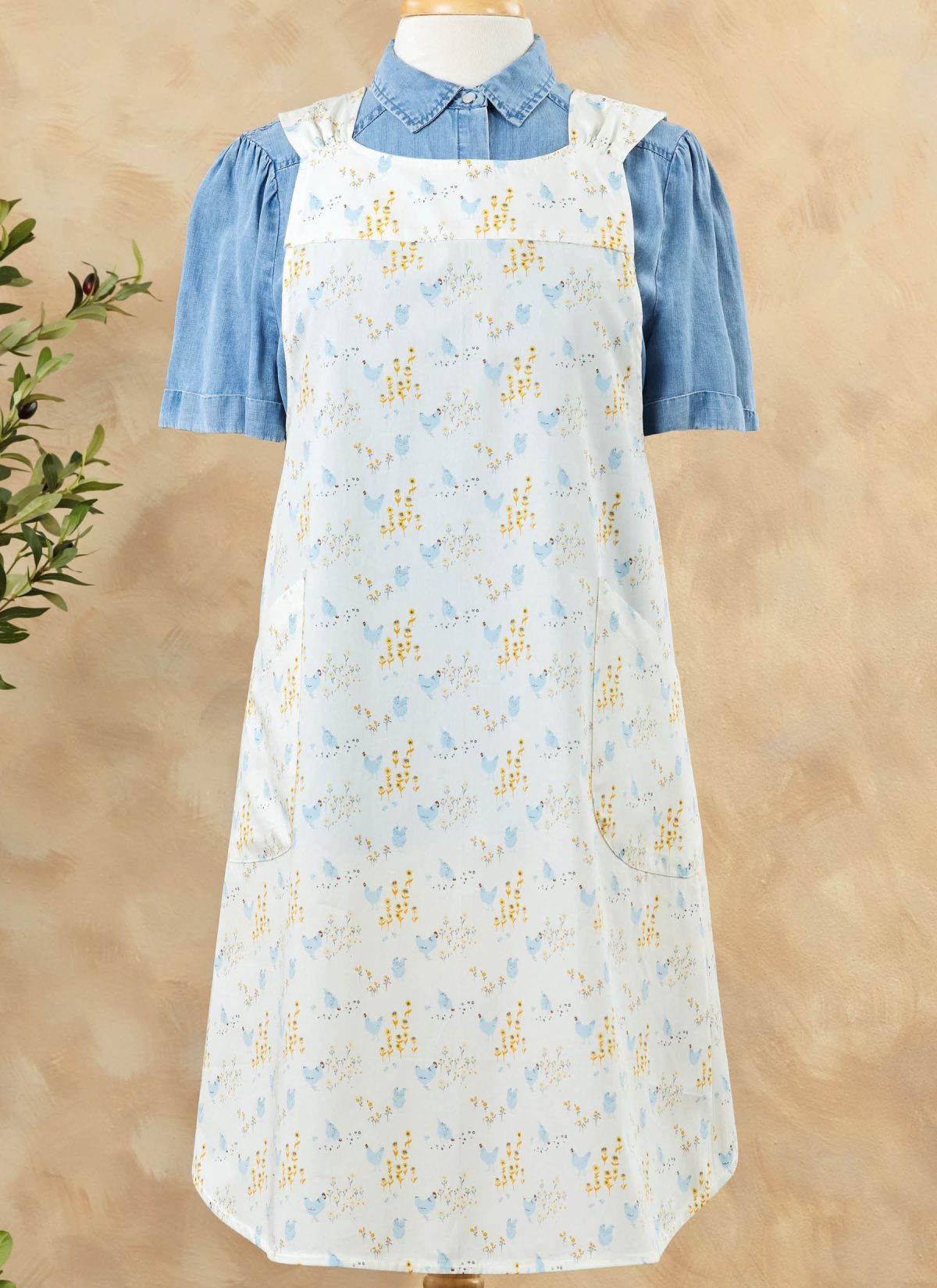 Simplicity Sewing Pattern S3257 Misses' Cross Back Aprons