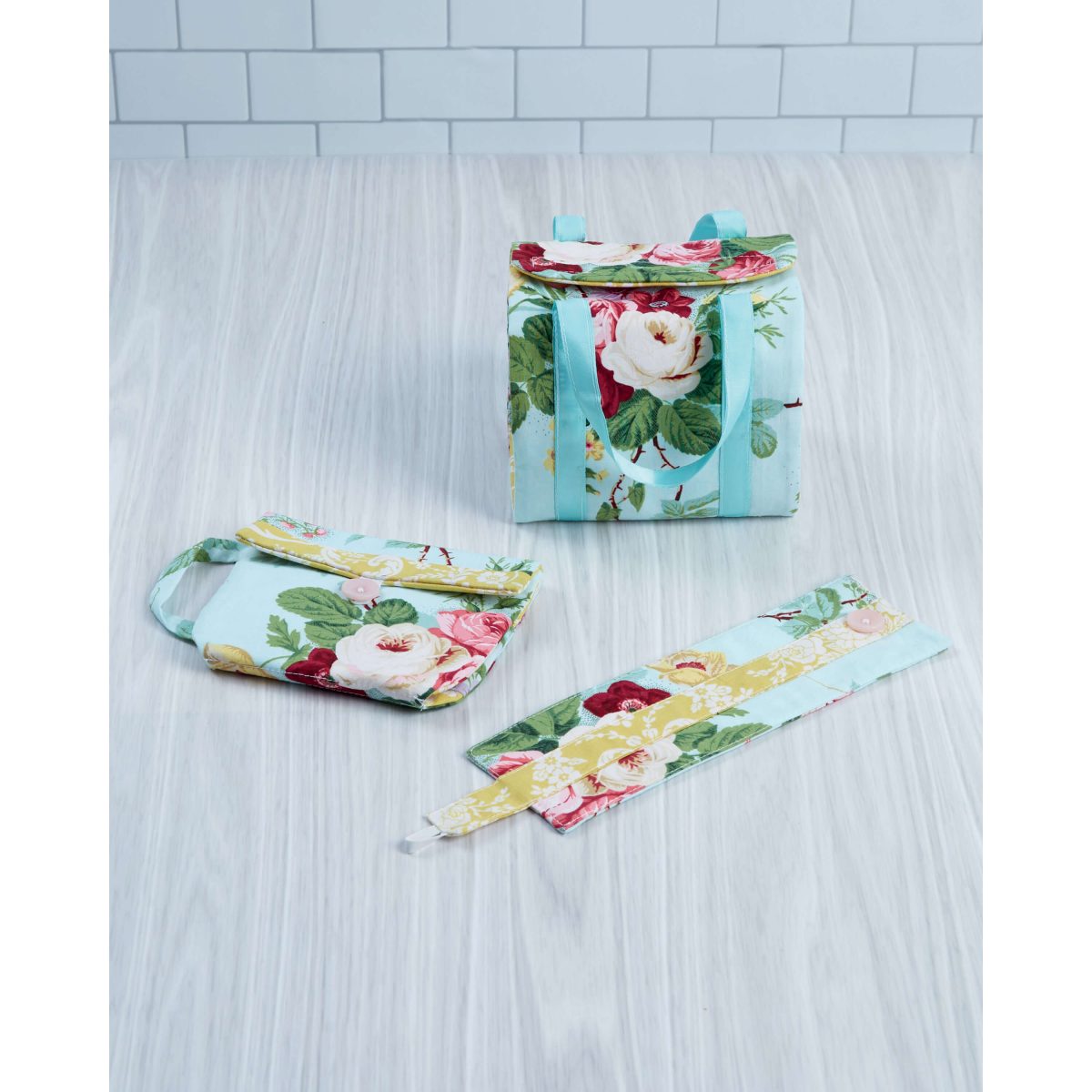 Simplicity Sewing Pattern S9511 Mug Case, Tea Bag Case, Mug Cozy