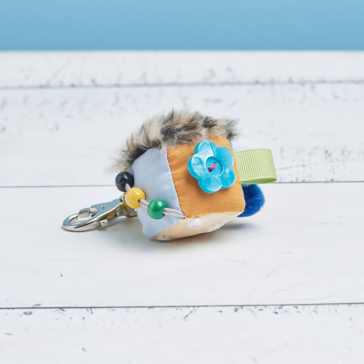 Simplicity Sewing Pattern S9575Fidget Pages, Quilt, Zipper Case and Key Fob