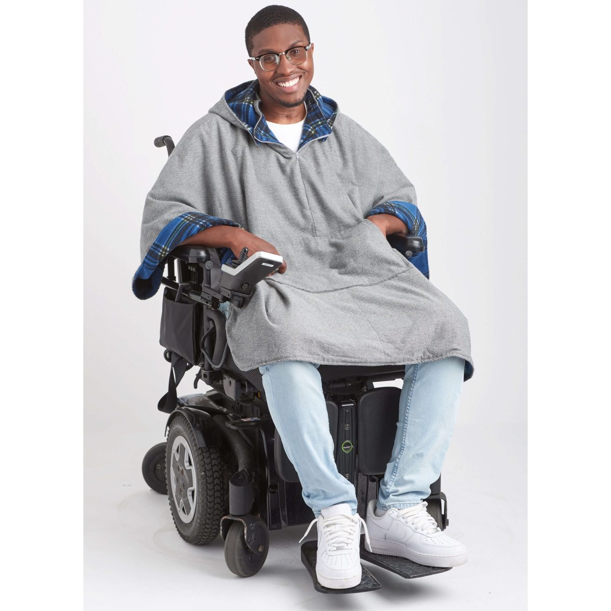 Simplicity Sewing Pattern S9671 Poncho with Detachable Hood and Wheelchair Blanket