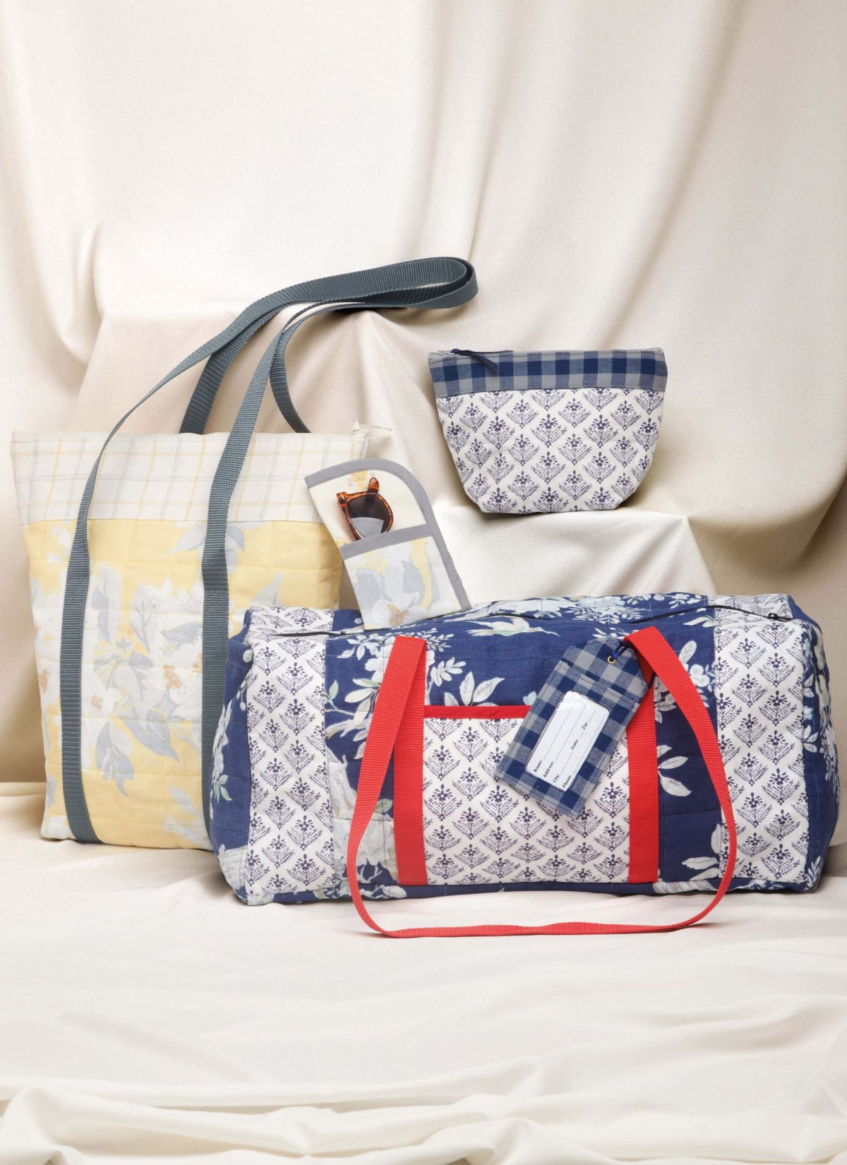 Simplicity Sewing Pattern S9814 Hat in Three Sizes, Duffel, Tote, Cosmetic Case, Eyeglass Case and Luggage Tag by Laura Ashley