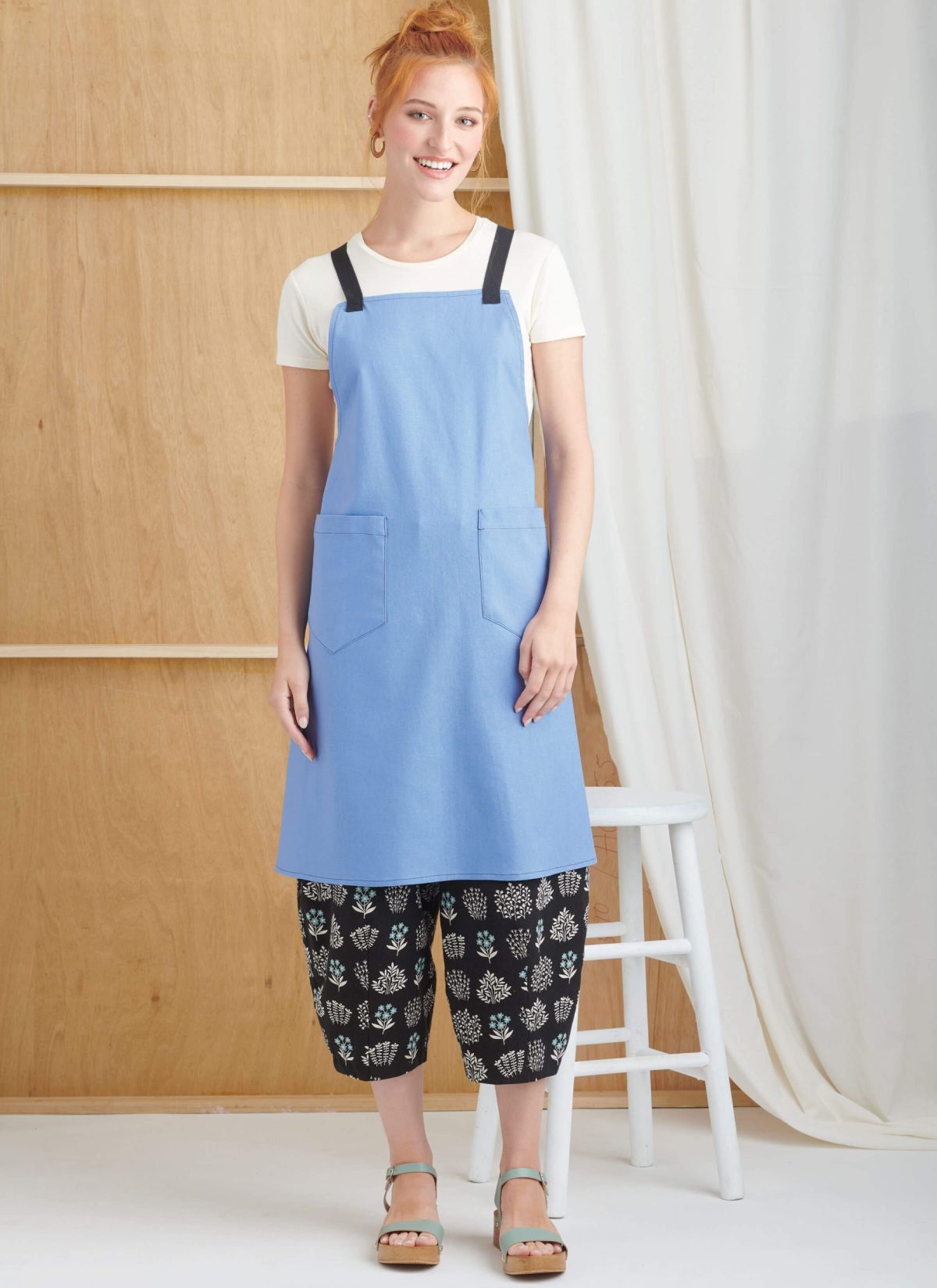 Simplicity Sewing Pattern S9907 Misses' Aprons and Bottoms By Elaine Heigl Designs
