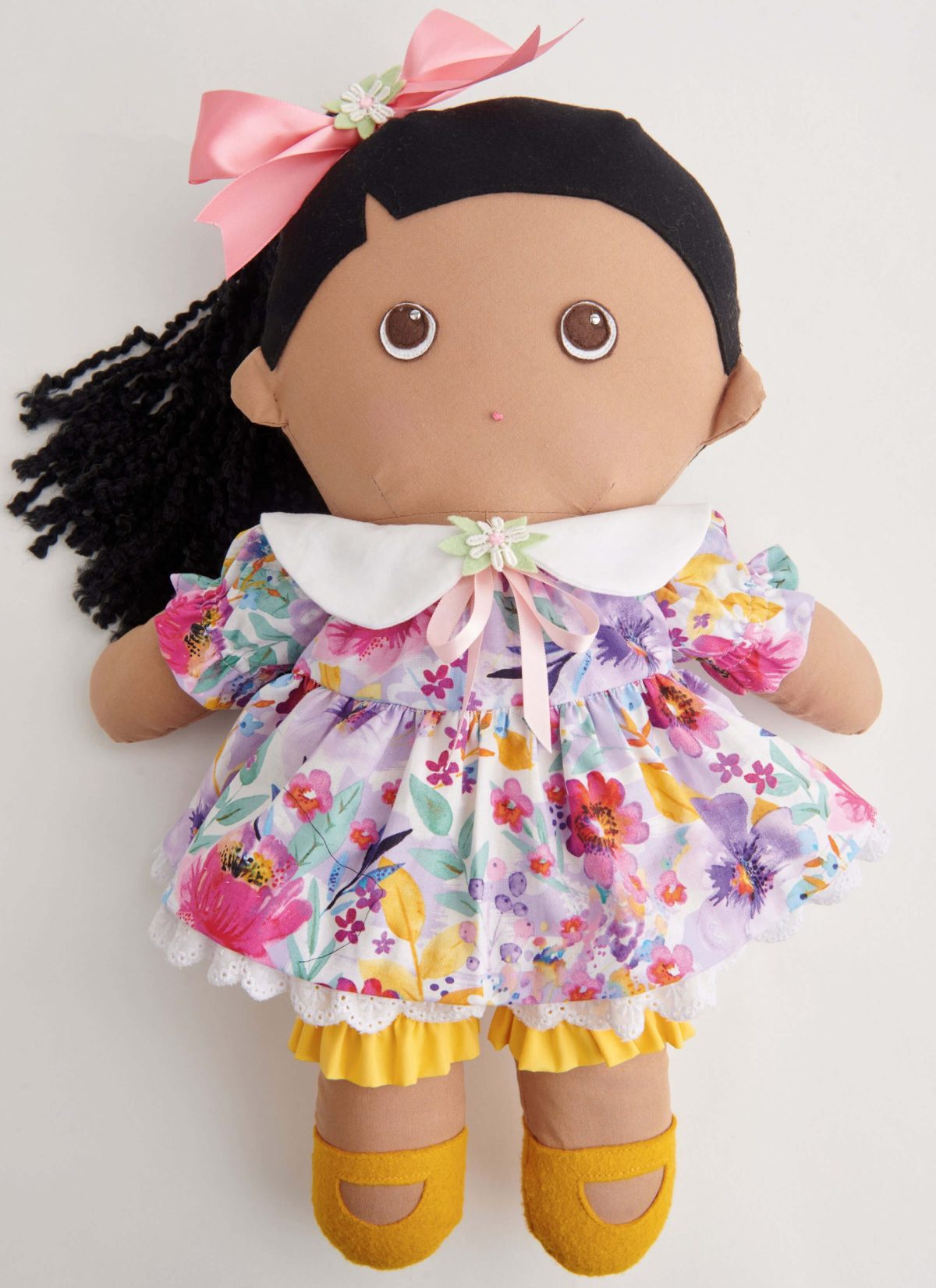 Simplicity Sewing Pattern S9910 Plush dolls with clothes and plush