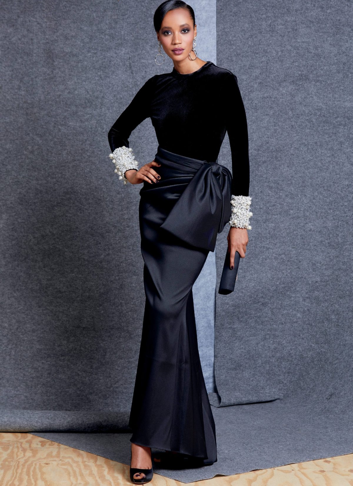 Vogue Patterns V1605 Misses' Top and Skirt