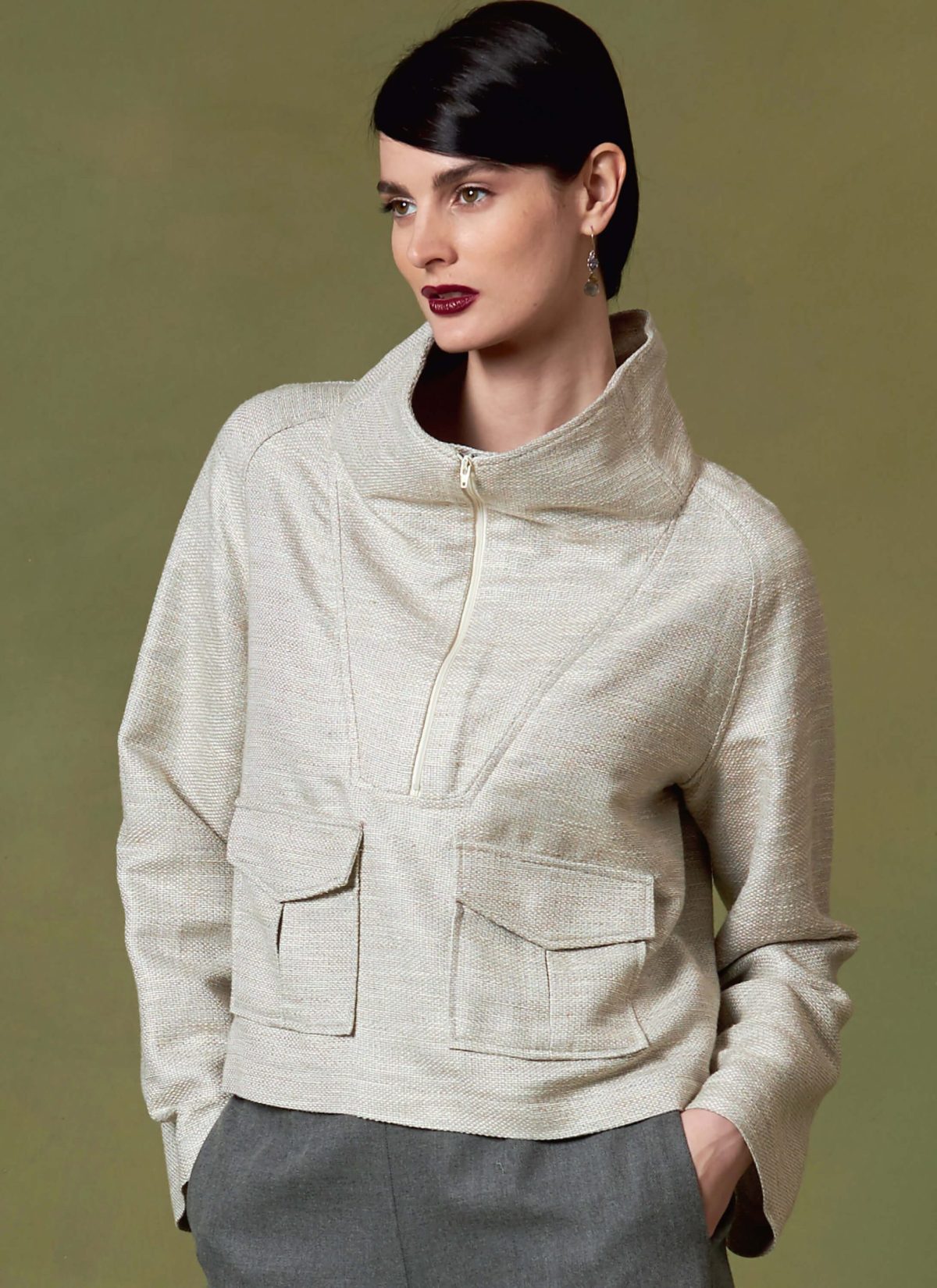 Vogue Patterns V1642 Misses' Top and Trousers