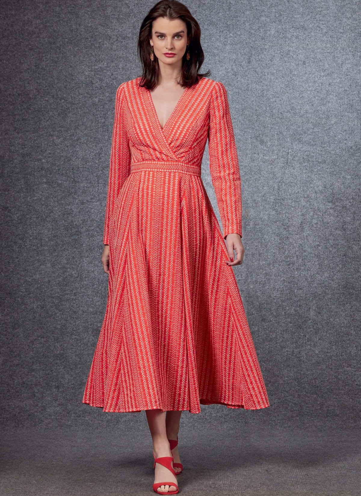 Vogue Patterns V1672 Misses' Dress