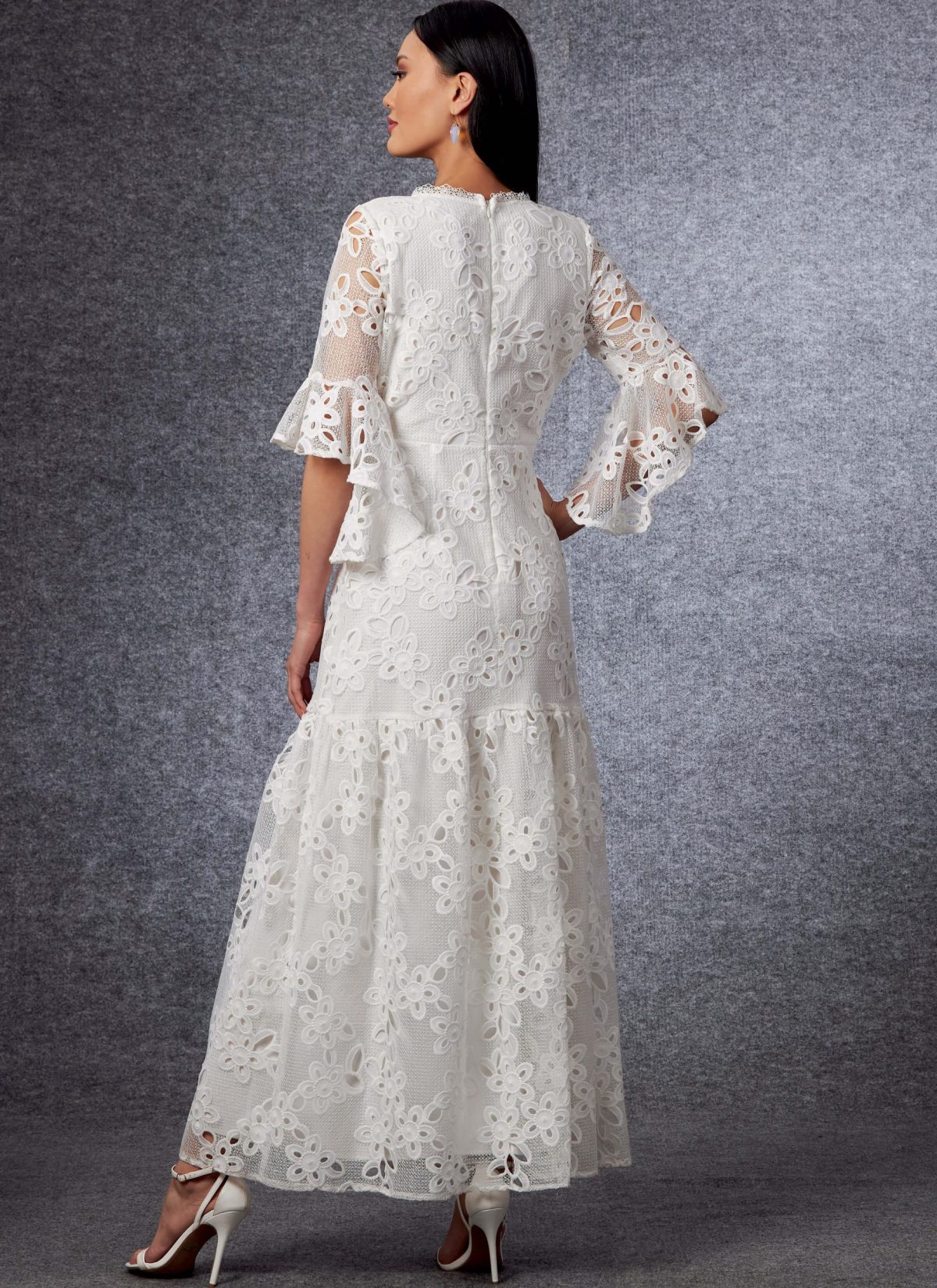 Vogue Patterns V1693 Misses' Special Occasion Dress Badgley Mischka
