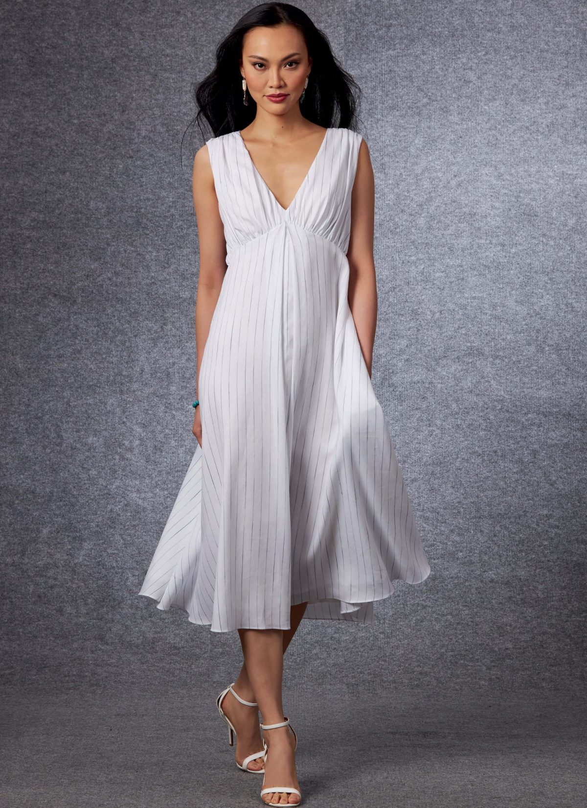 Vogue Patterns V1699 Misses' Dress