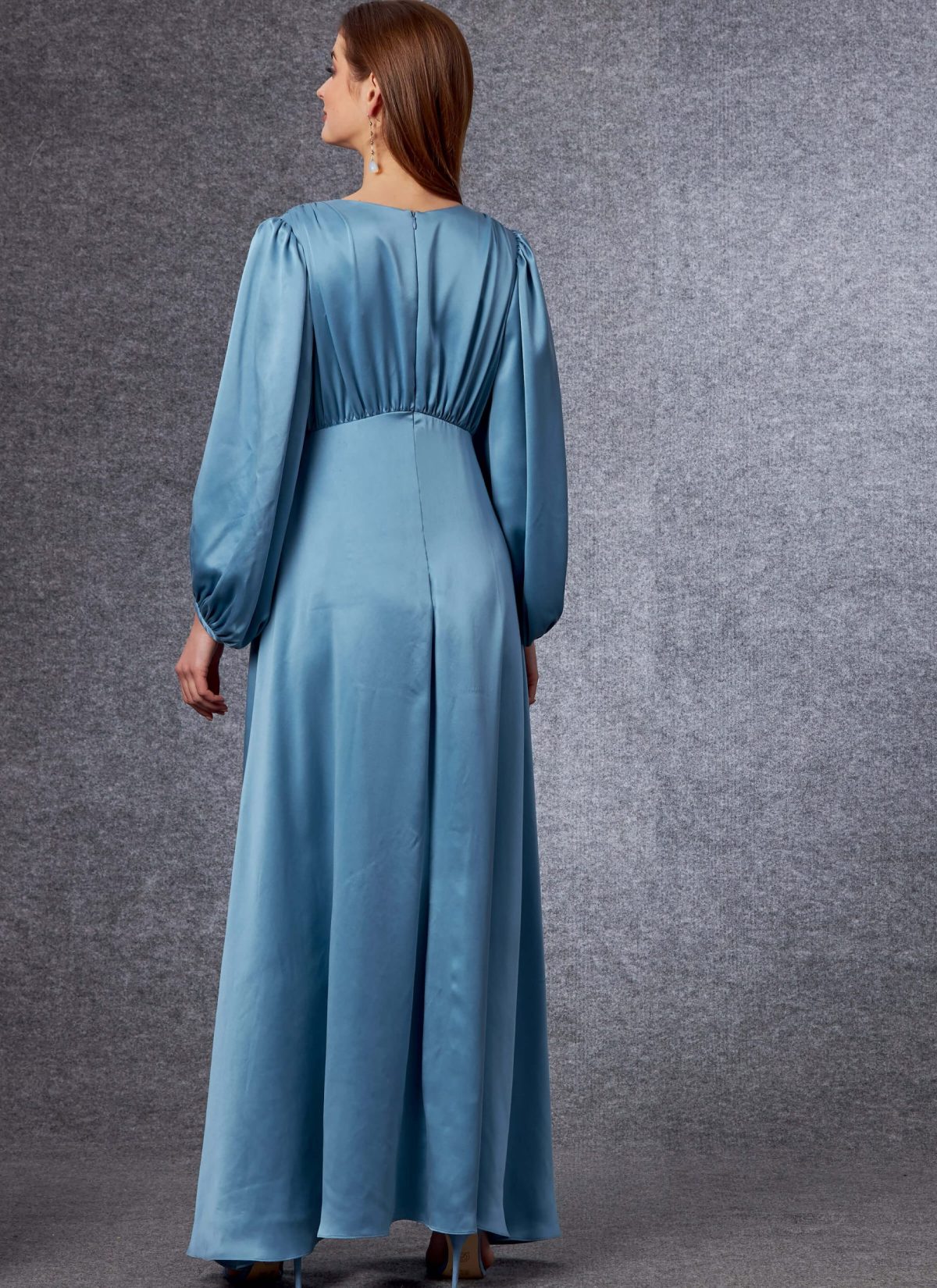 Vogue Patterns V1699 Misses' Dress