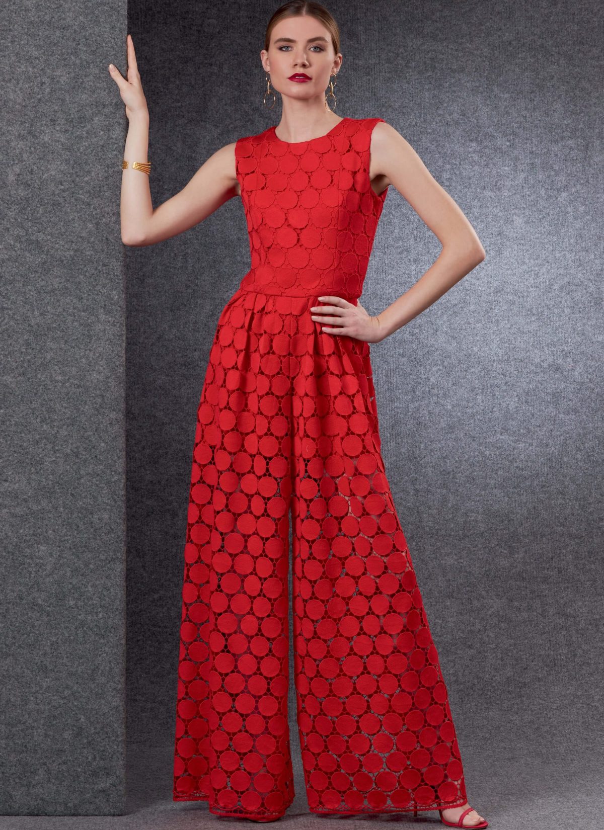 Vogue Patterns V1806 Misses' & Misses' Petite Jumpsuit Júlio César NYC