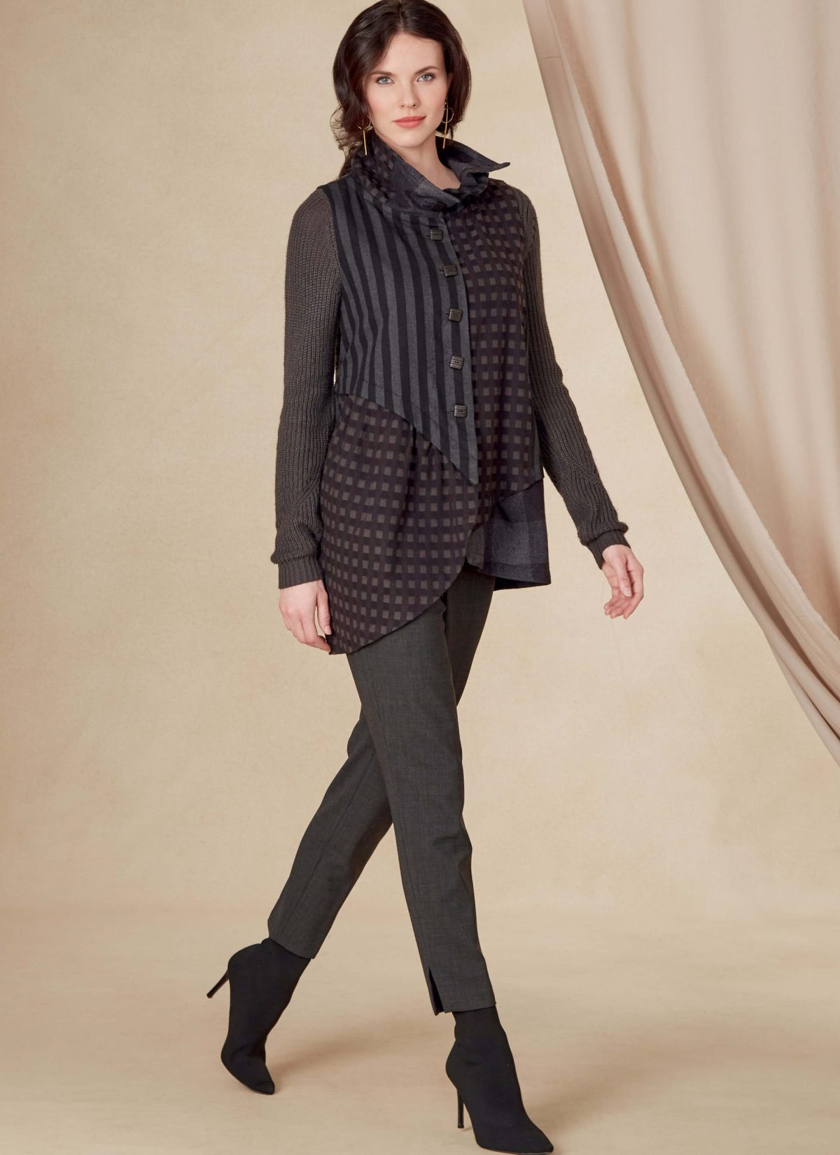 Vogue Patterns V1817 Misses' Jacket and Waistcoat, Marcy Tilton