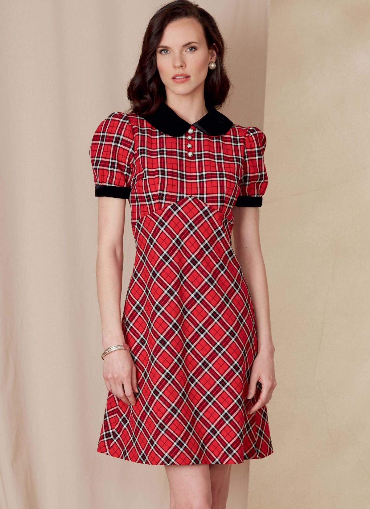 Vogue Patterns V1822 Misses' Dress