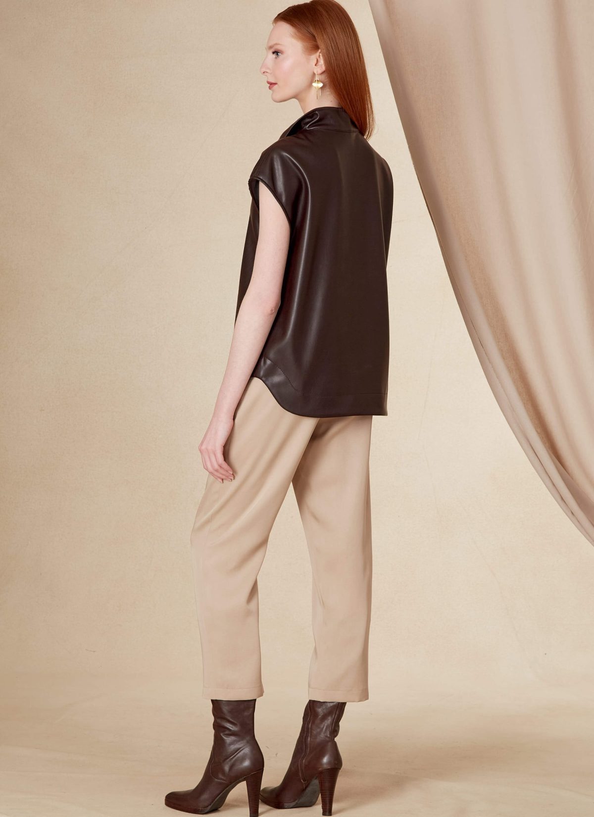 Vogue Patterns V1833 Misses' Top, Skirt and Trousers