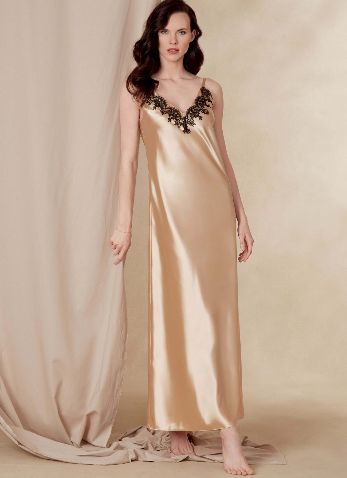 Vogue Patterns V1834 Misses' and Misses' Petite Robe, Belt, Camisole, Slip, Shorts and Trousers