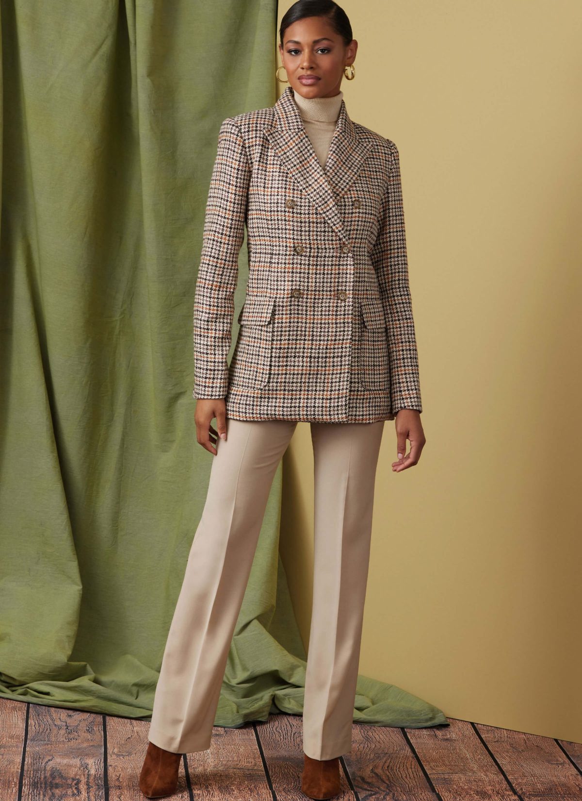 Vogue Patterns V1927 Misses' Double-Breasted Jacket