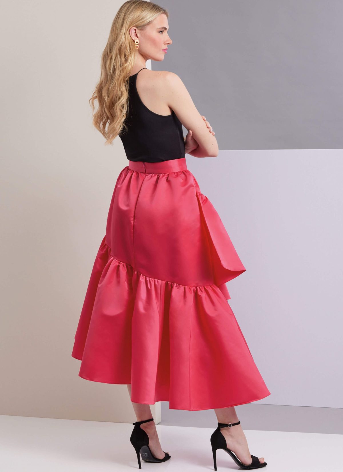 Vogue Patterns V1957 Misses' Skirts