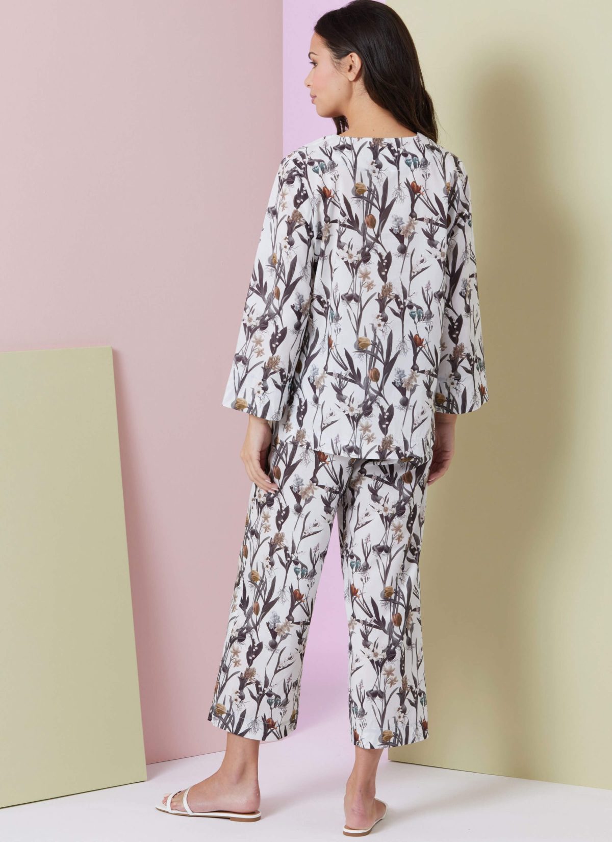 Vogue Patterns V2019 Misses' Lounge Sets by Marcy Tilton