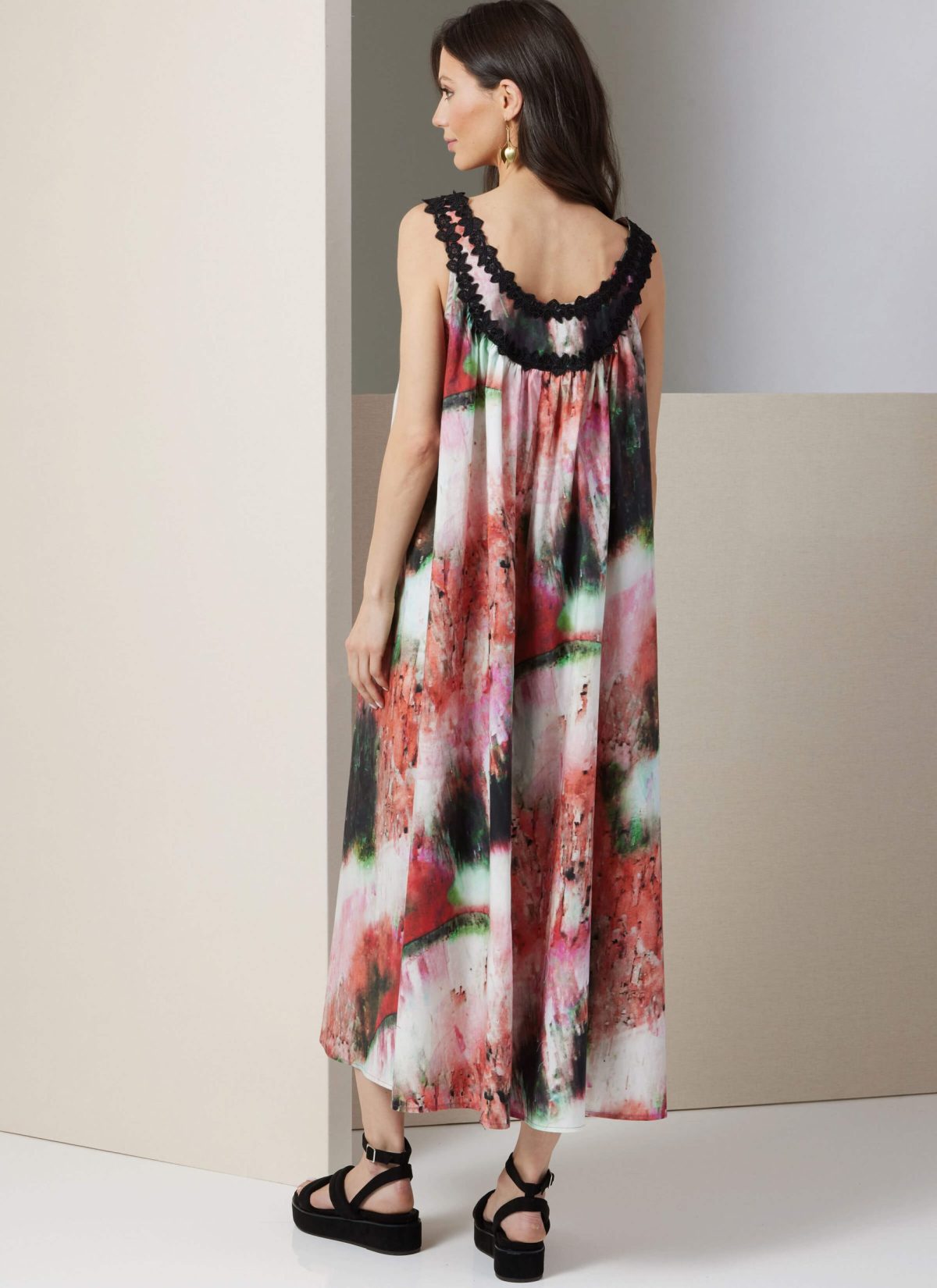 Vogue Patterns V2023 Misses' Dress by Tom and Linda Platt