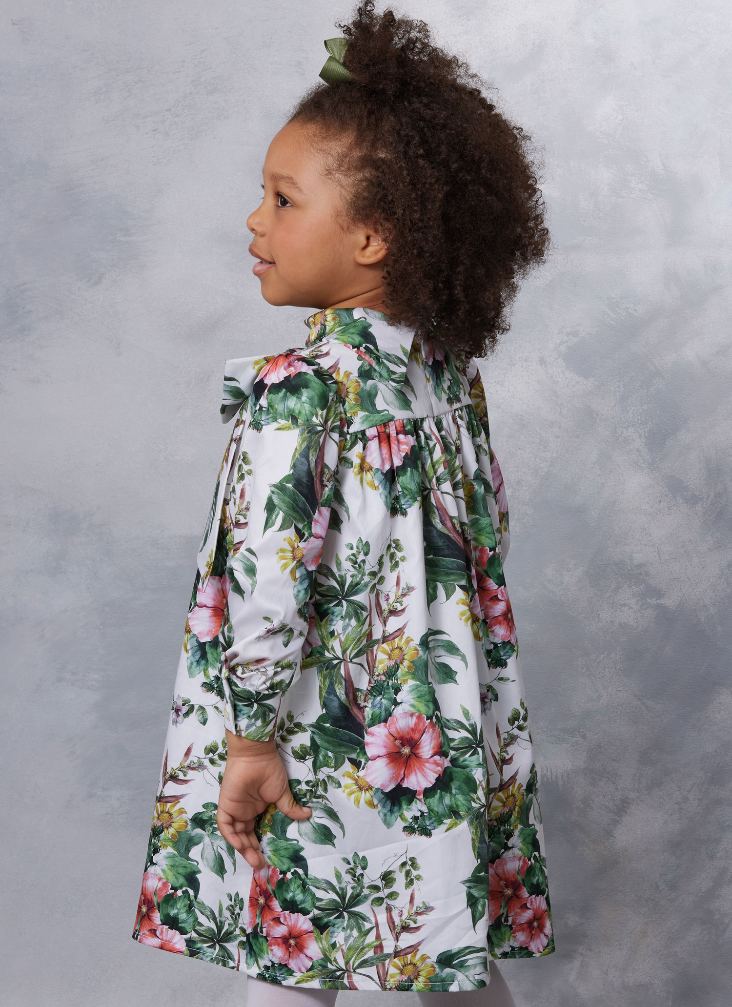 Vogue Sewing Pattern V2059 Children's Dresses