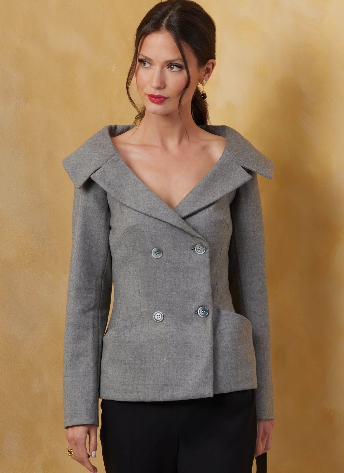 Vogue Sewing Pattern V2073 Misses' Jacket with Sleeve